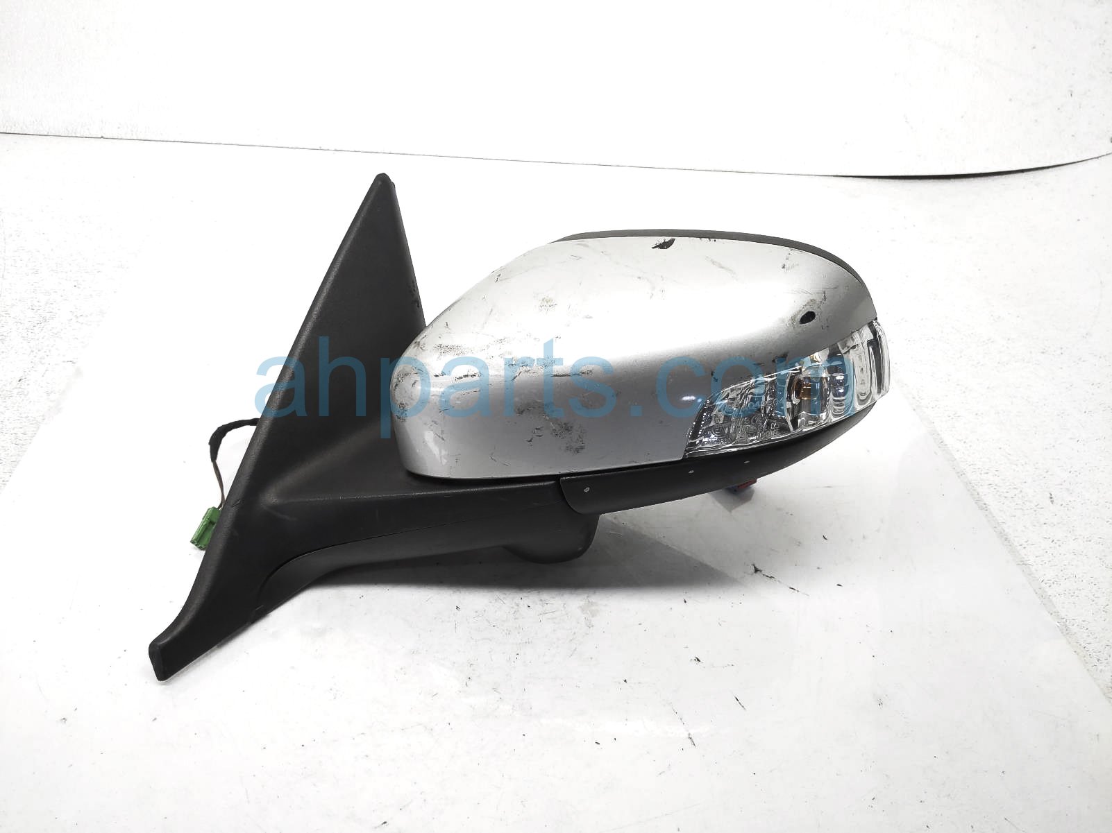 $160 Volvo LH SIDE VIEW MIRROR - SILVER - NIQ $160 Volvo LH SIDE VIEW MIRROR - SILVER - NIQ