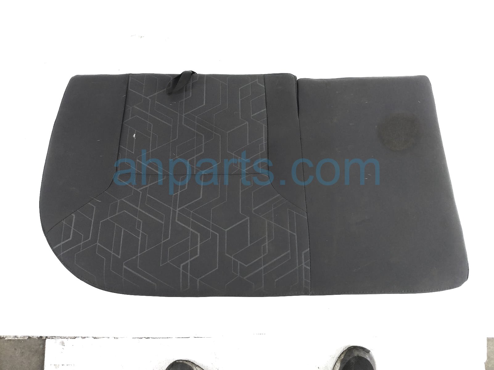 $149 Toyota 2ND ROW RH LOWER SEAT PORTION -BLACK $149 Toyota 2ND ROW RH LOWER SEAT PORTION -BLACK