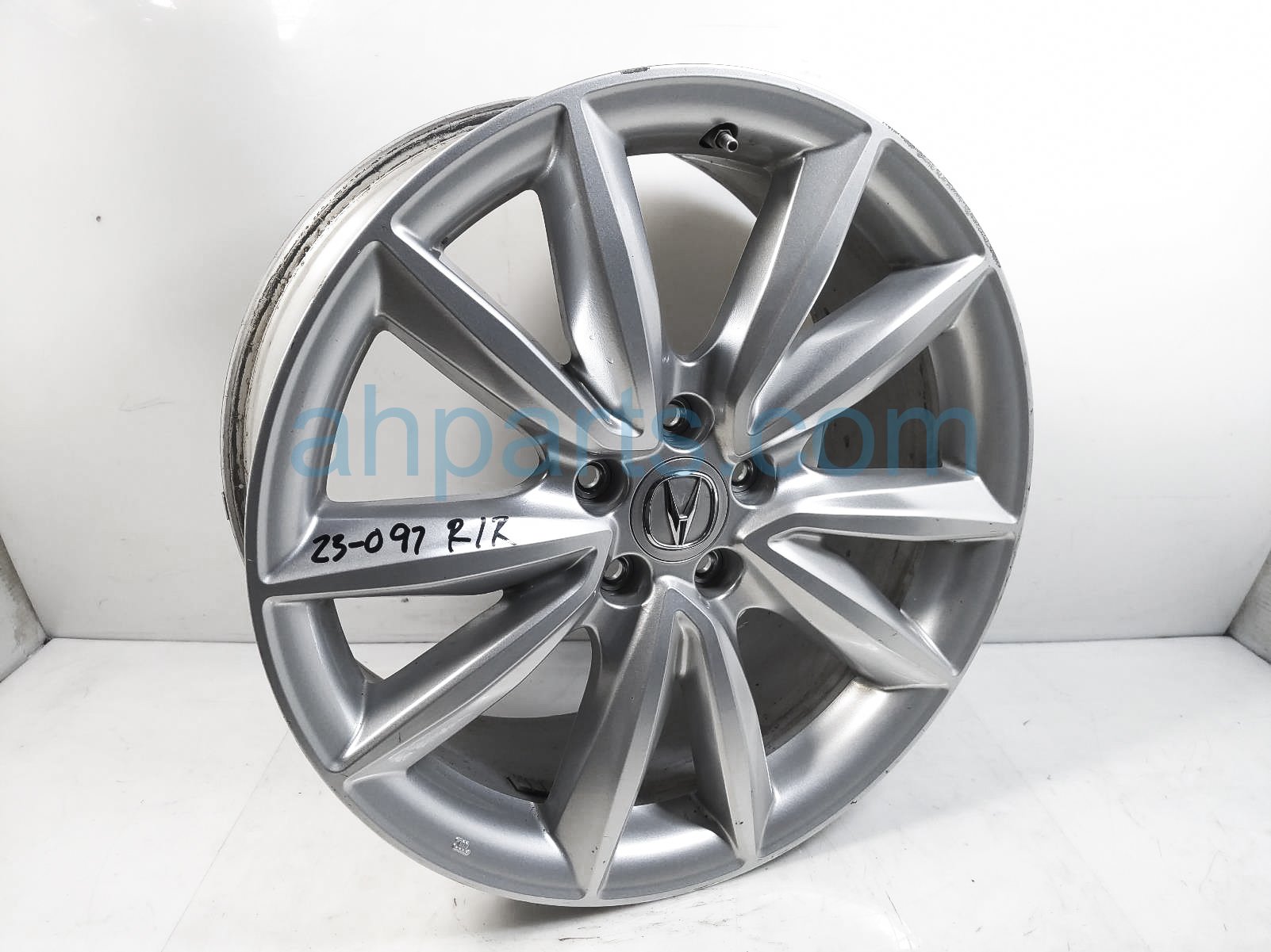 $200 Acura RR/RH WHEEL / RIM - NOTES $200 Acura RR/RH WHEEL / RIM - NOTES