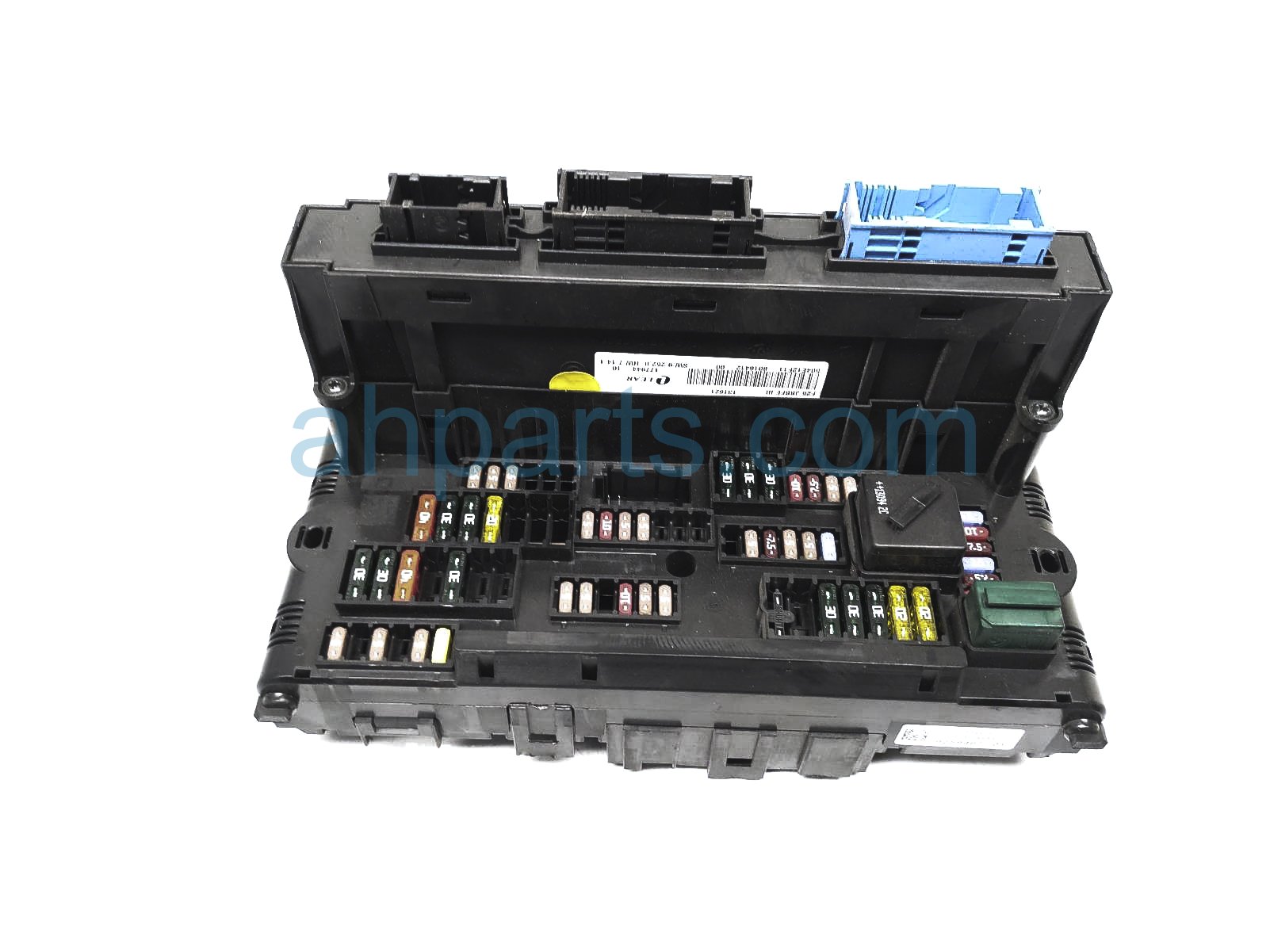 $35 BMW FRONT POWER DISTRIBUTION FUSE BOX $35 BMW FRONT POWER DISTRIBUTION FUSE BOX