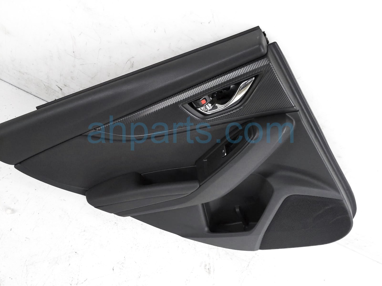 $150 Subaru RR/LH INTERIOR DOOR PANEL - BLACK