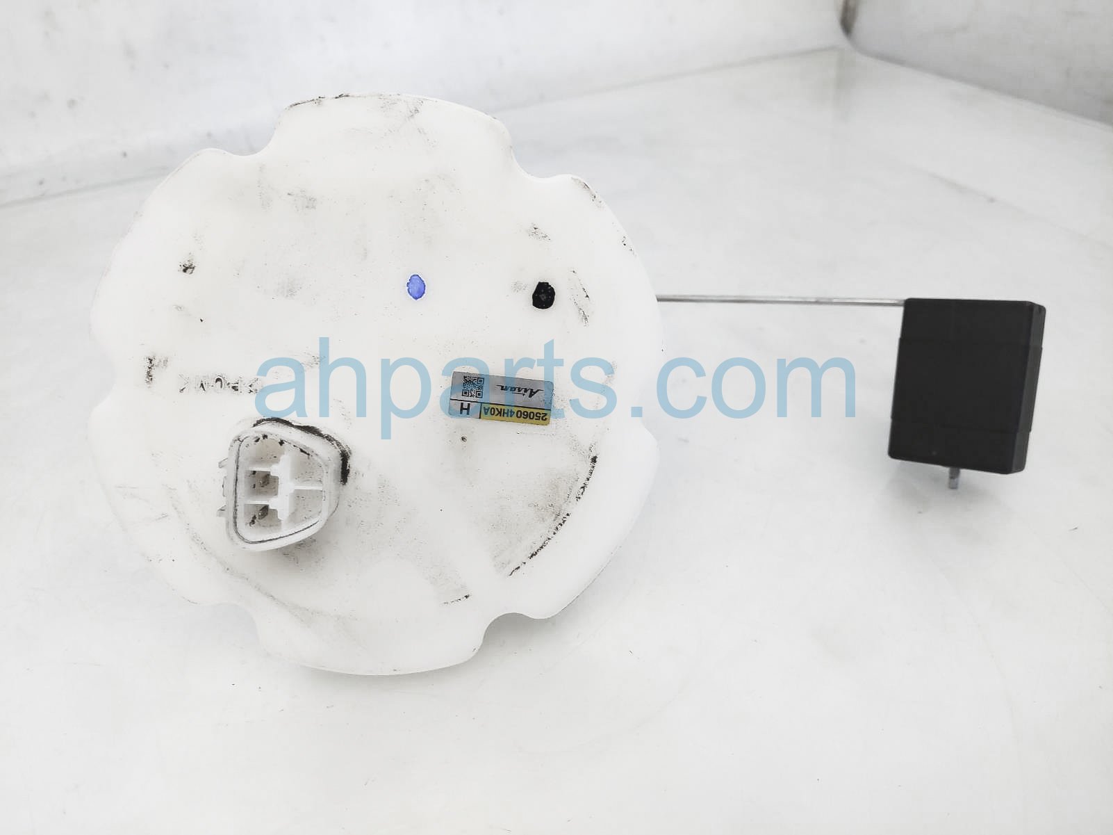 $49 Infiniti GAS / FUEL SENDING UNIT - 3.0L $49 Infiniti GAS / FUEL SENDING UNIT - 3.0L