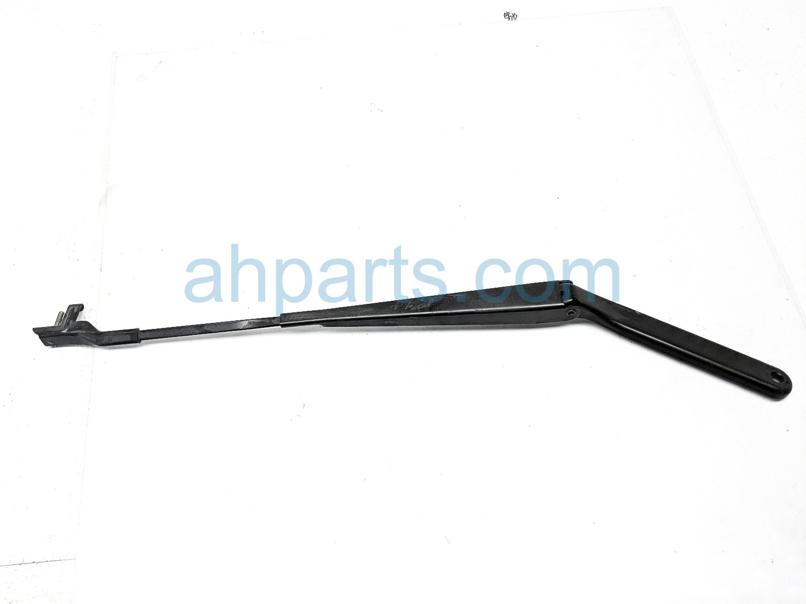 $20 BMW LH WINDSHIELD WIPER ARM $20 BMW LH WINDSHIELD WIPER ARM