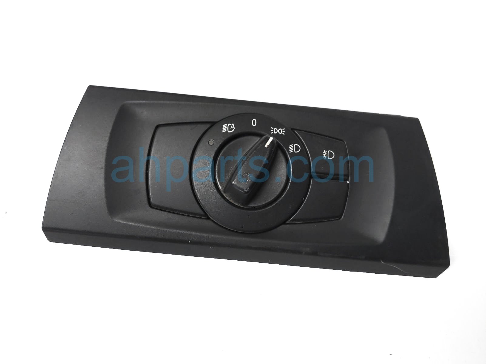 $24 BMW HEADLAMP SWITCH ASSY (ON DASH) $24 BMW HEADLAMP SWITCH ASSY (ON DASH)