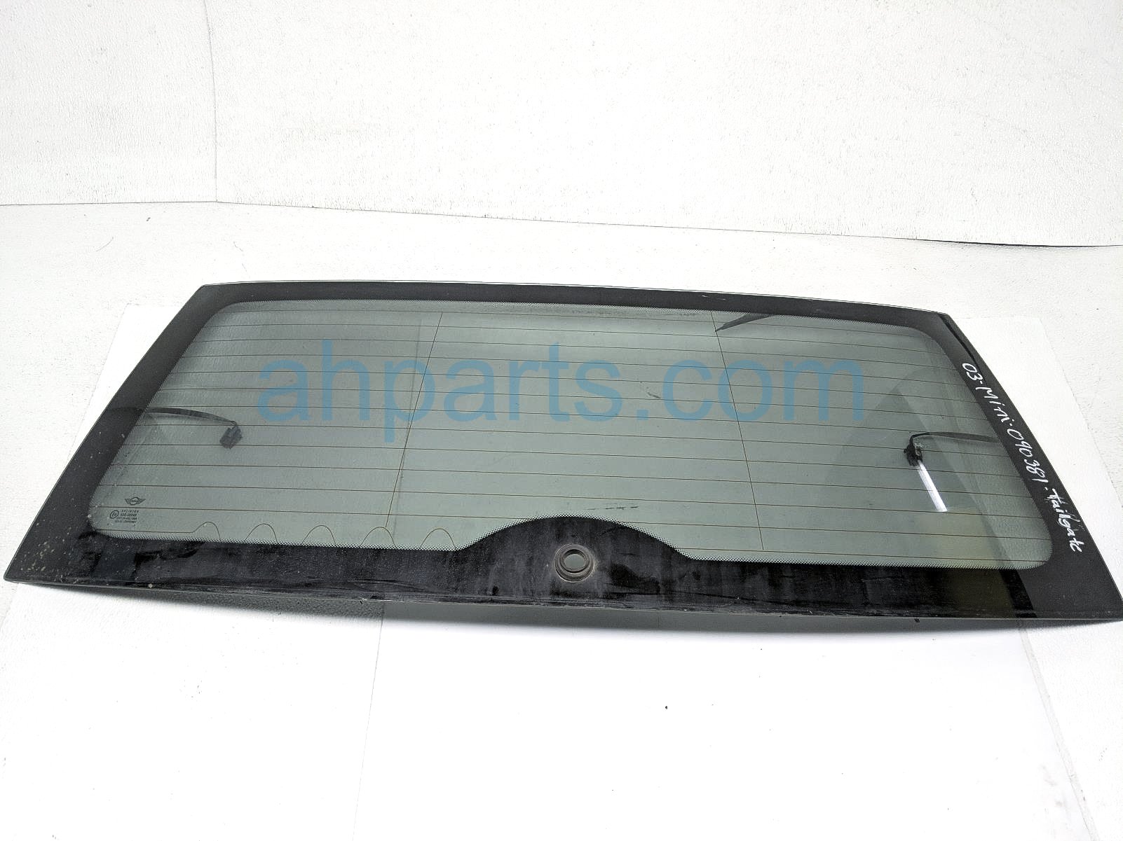 $75 BMW REAR BACK GLASS / WINDSHIELD $75 BMW REAR BACK GLASS / WINDSHIELD