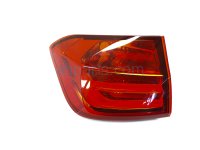 $90 BMW LH TAIL LAMP (ON BODY) - NOTES