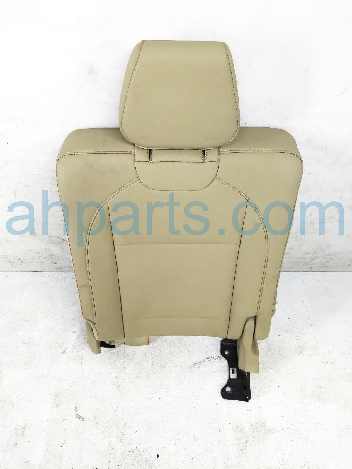 $85 Acura 3RD ROW RH SEAT - TAN LEATHER $85 Acura 3RD ROW RH SEAT - TAN LEATHER