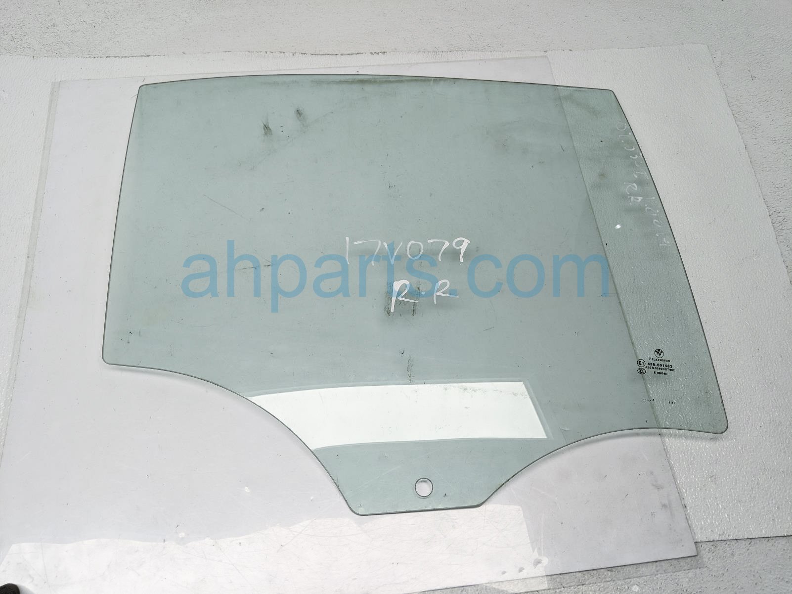 $55 BMW RR/RH DOOR GLASS WINDOW $55 BMW RR/RH DOOR GLASS WINDOW