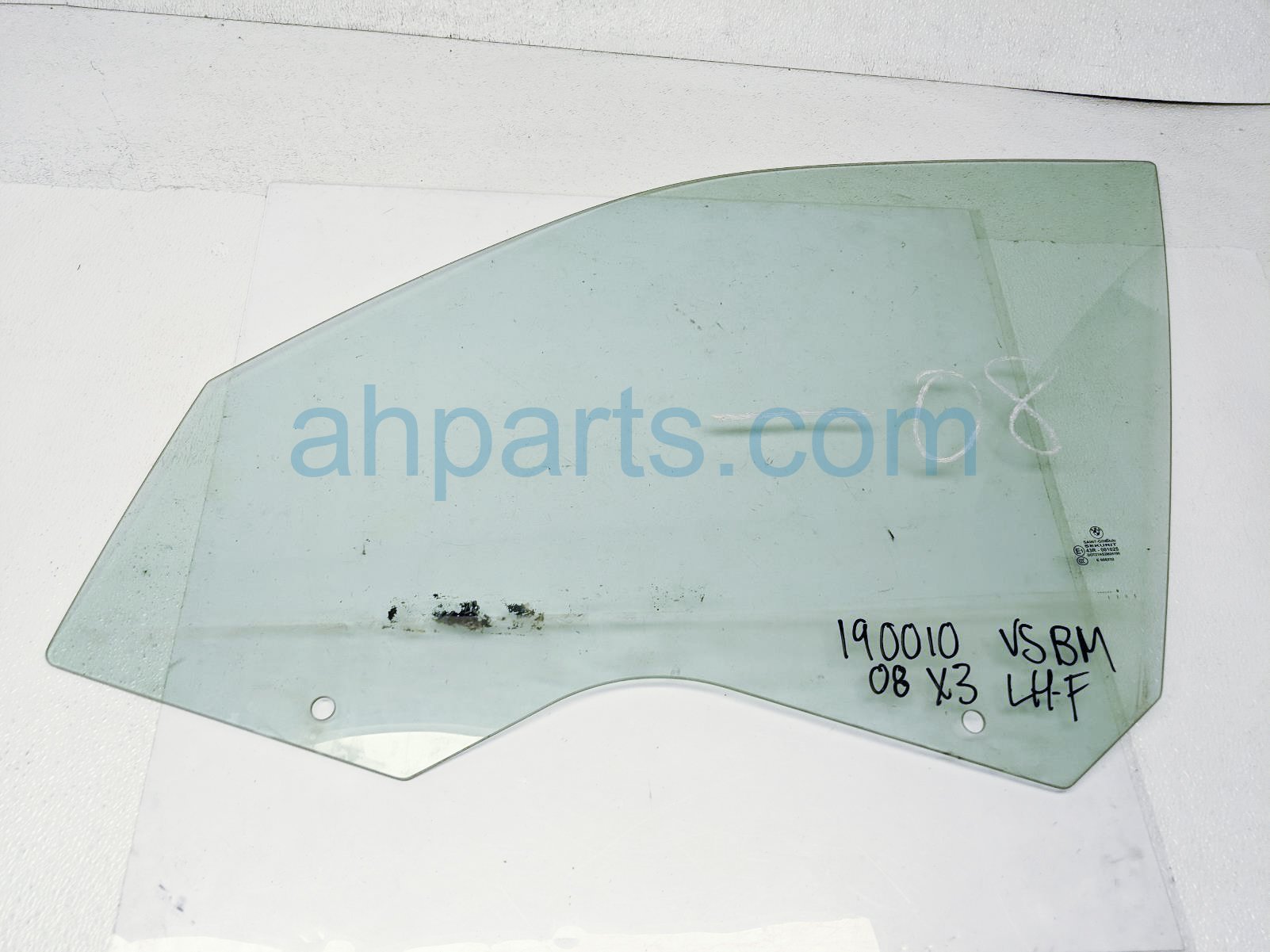 $75 BMW FR/LH DOOR GLASS WINDOW