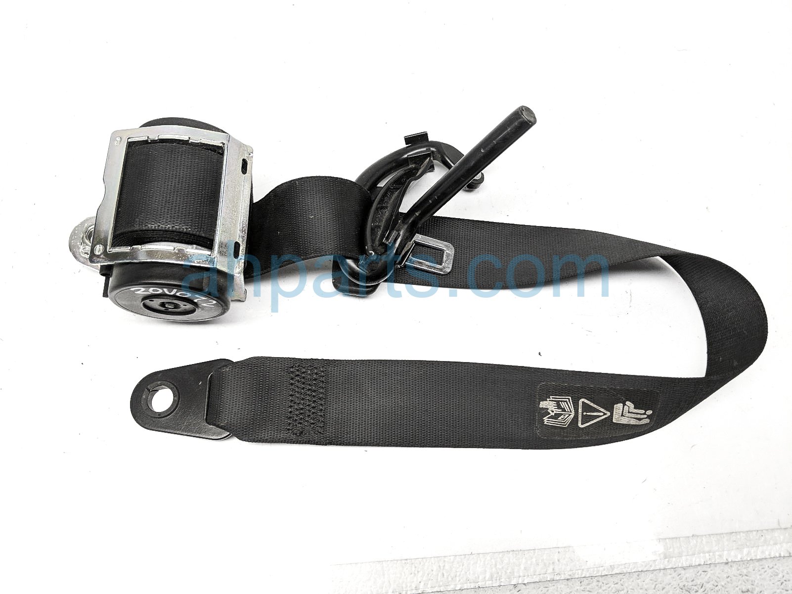 $25 BMW 2ND ROW RH SEAT BELT - BLACK - CONV $25 BMW 2ND ROW RH SEAT BELT - BLACK - CONV