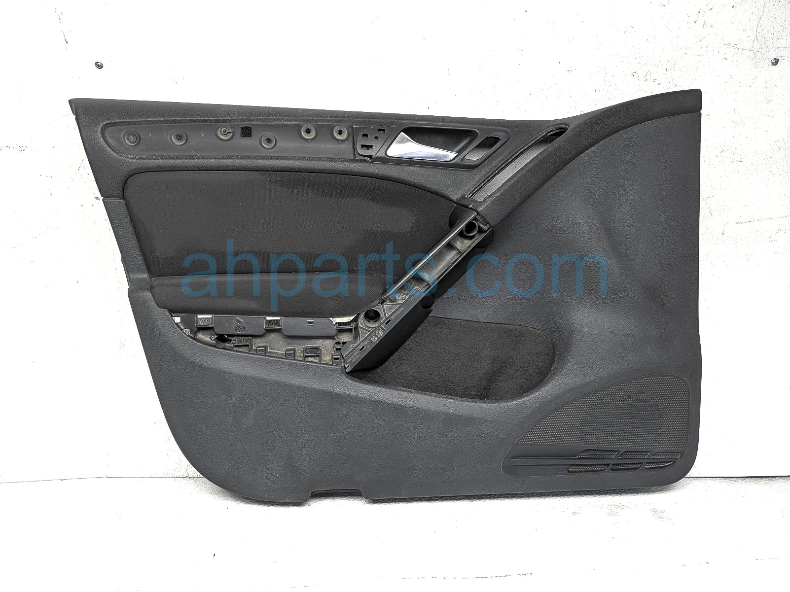 $45 Volkswagen FR/LH INSIDE DOOR TRIM PANEL -BLACK* $45 Volkswagen FR/LH INSIDE DOOR TRIM PANEL -BLACK*