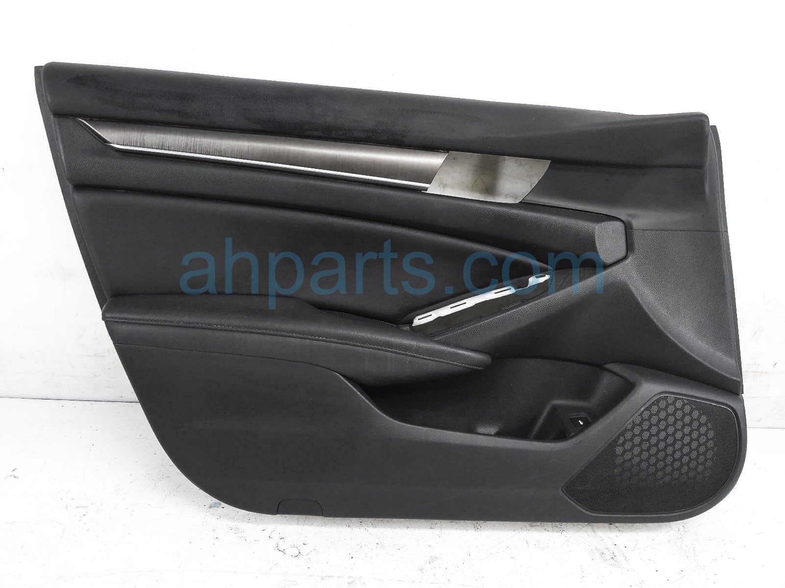 $95 Honda FR/LH INTERIOR DOOR PANEL - BLACK LX $95 Honda FR/LH INTERIOR DOOR PANEL - BLACK LX