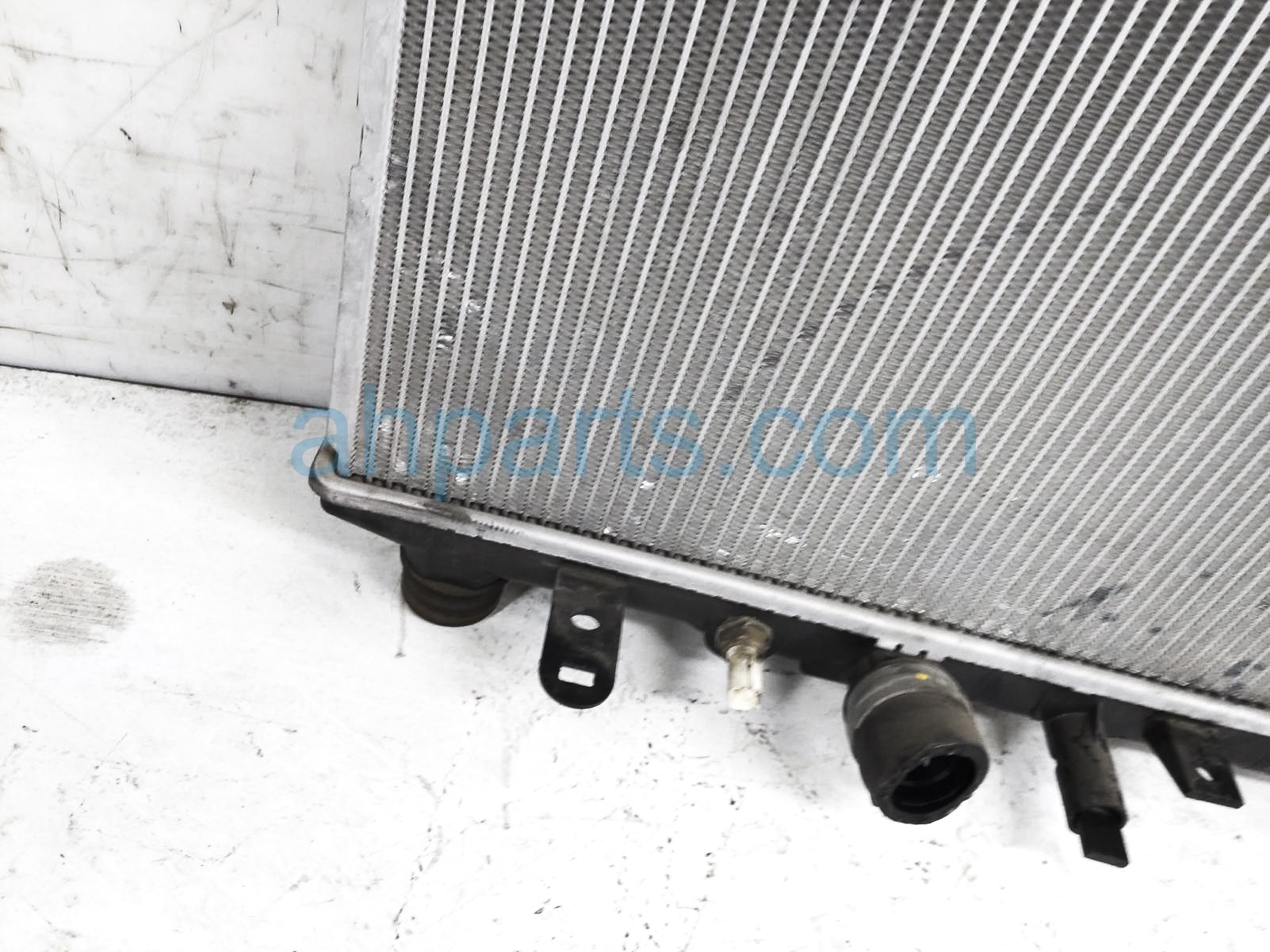 $100 Honda RADIATOR $100 Honda RADIATOR