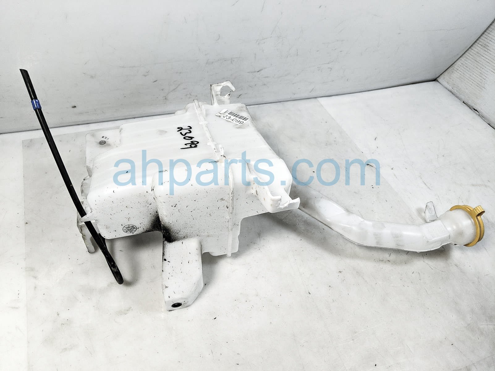 2015-2020 SUBARU WRX & STI WINDSHIELD WIPER FLUID RESERVOIR TANK 86631VA000  –