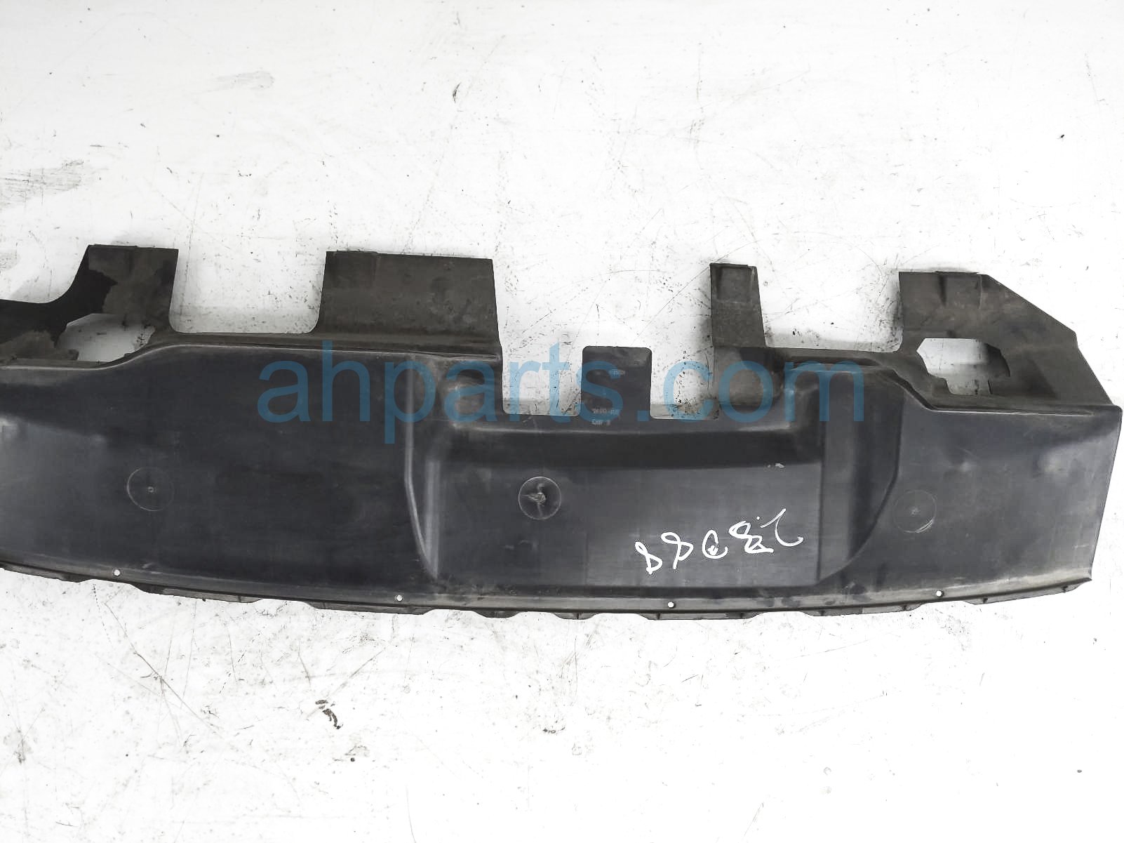 $20 Honda FRONT LOWER AIR GUIDE PLATE $20 Honda FRONT LOWER AIR GUIDE PLATE