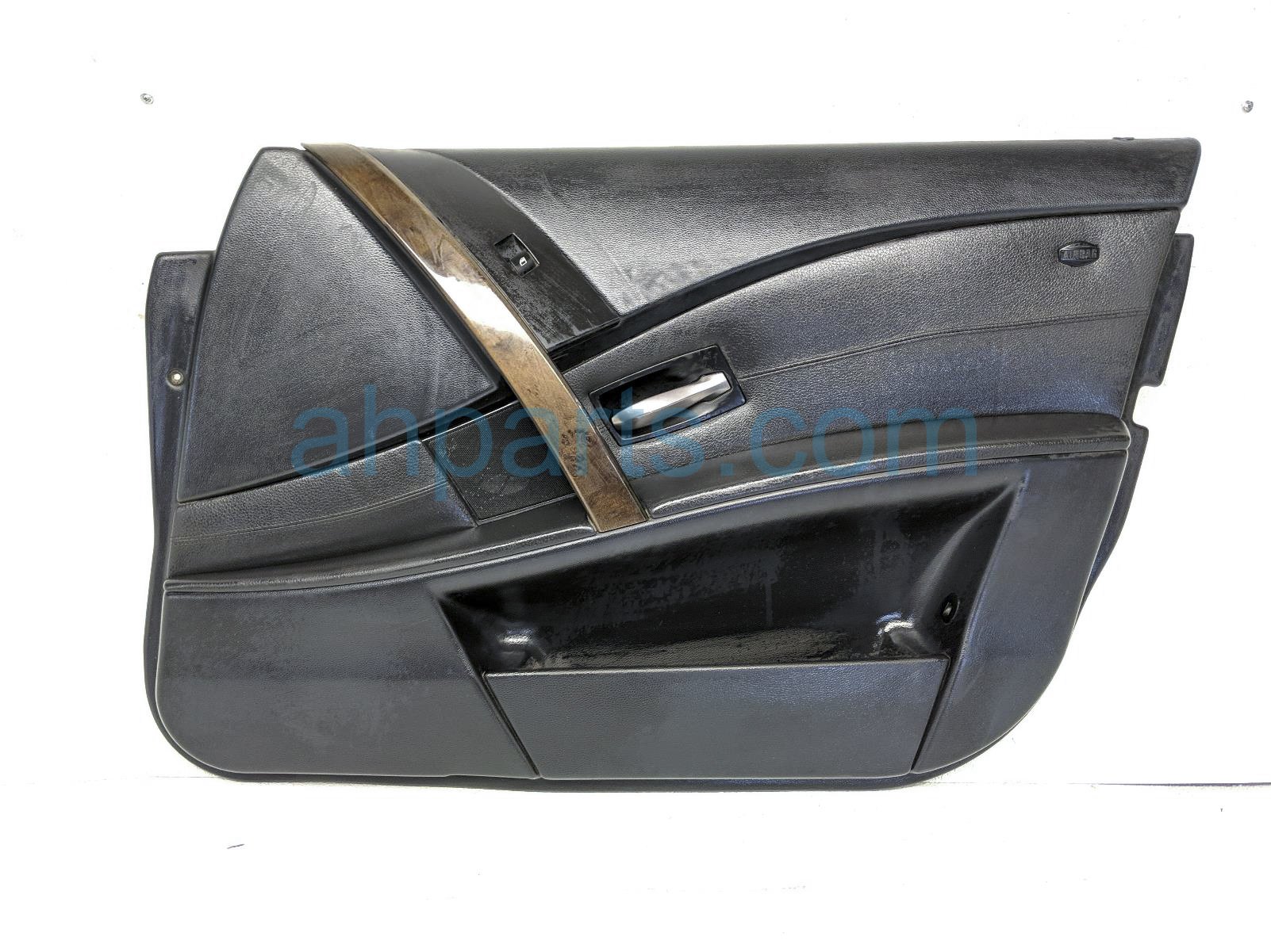 $60 BMW FR/RH INSIDE DOOR TRIM PANEL - BLACK $60 BMW FR/RH INSIDE DOOR TRIM PANEL - BLACK