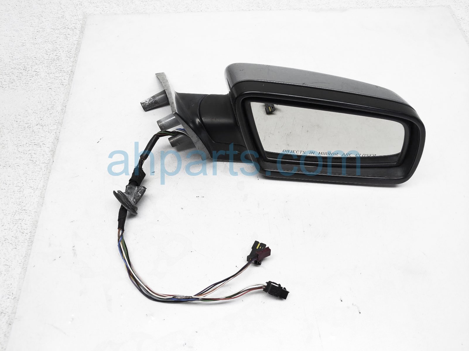 $70 BMW RH SIDE VIEW MIRROR - GREY - NOTES $70 BMW RH SIDE VIEW MIRROR - GREY - NOTES