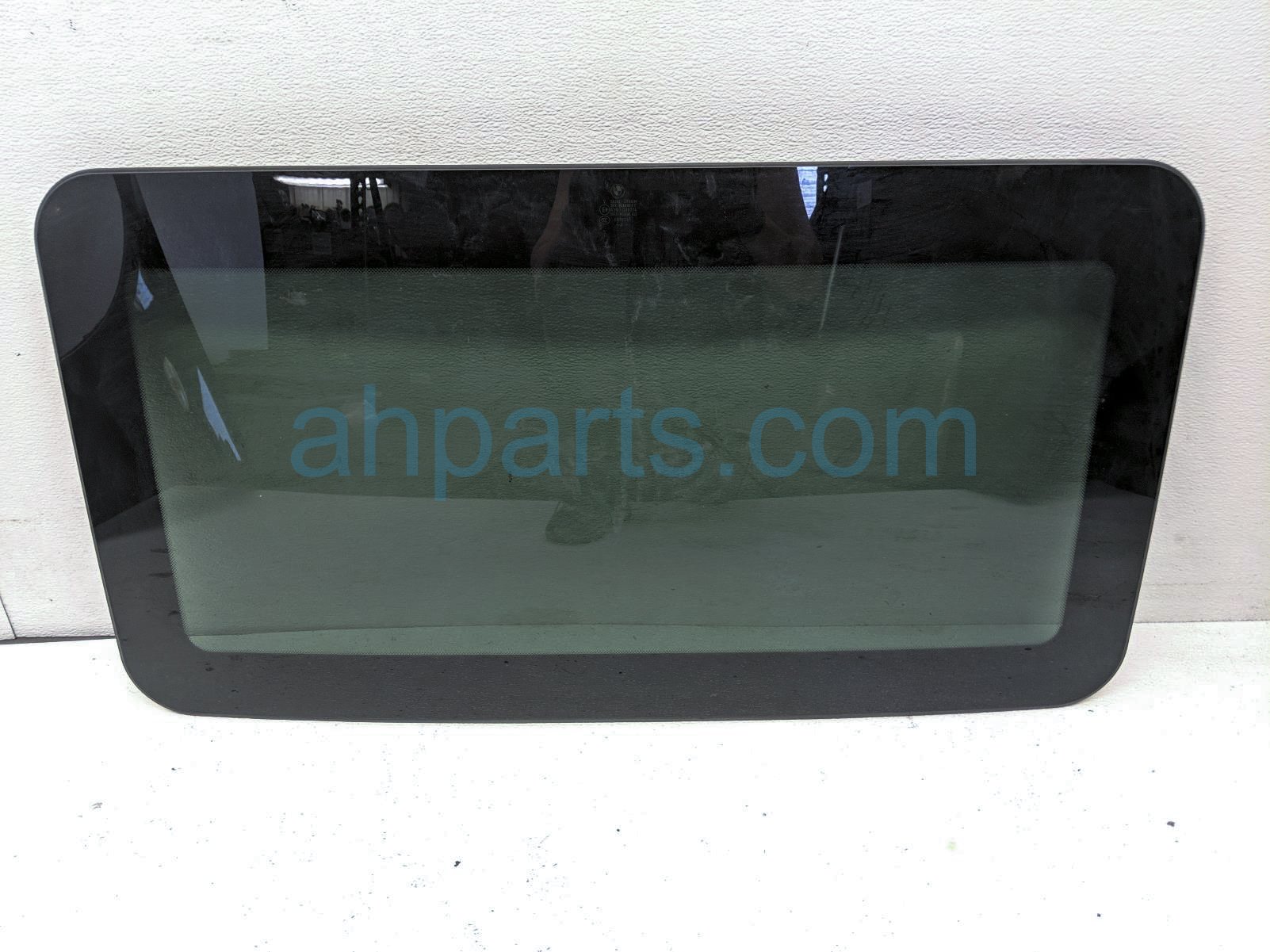$90 BMW SUNROOF GLASS WINDOW $90 BMW SUNROOF GLASS WINDOW