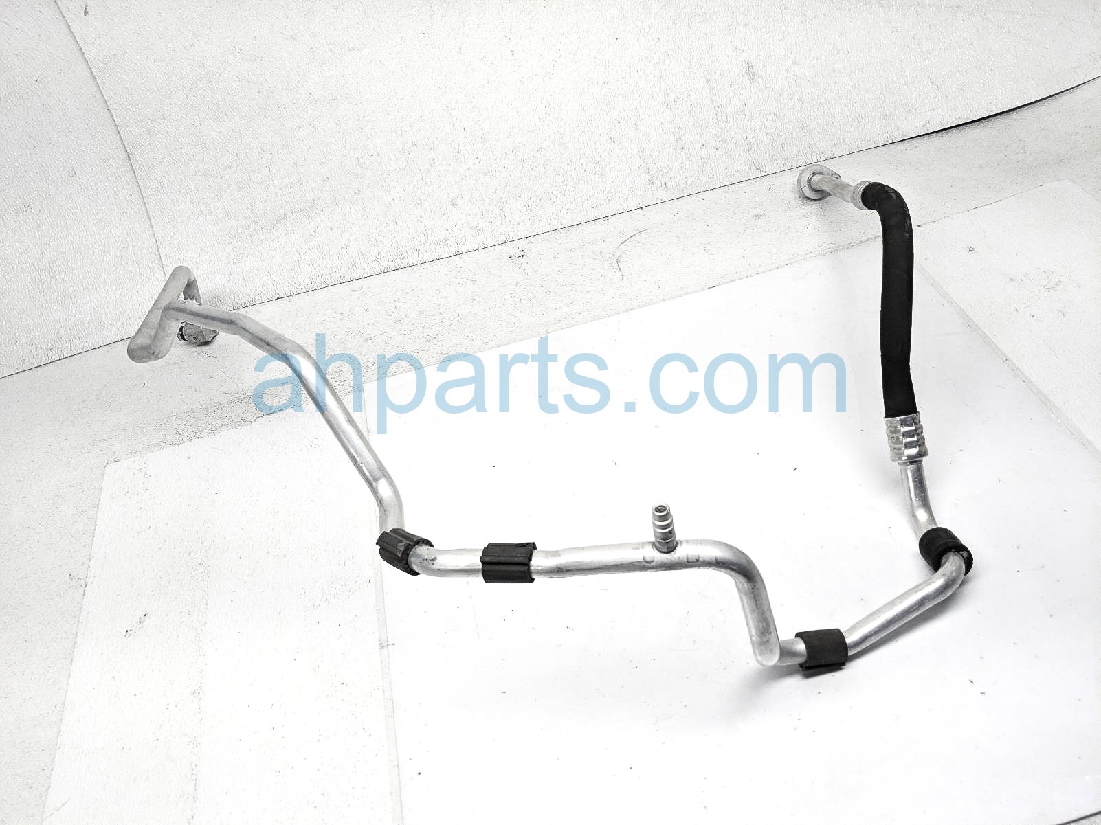 $40 Volkswagen A/C SUCTION HOSE - 1.8L $40 Volkswagen A/C SUCTION HOSE - 1.8L