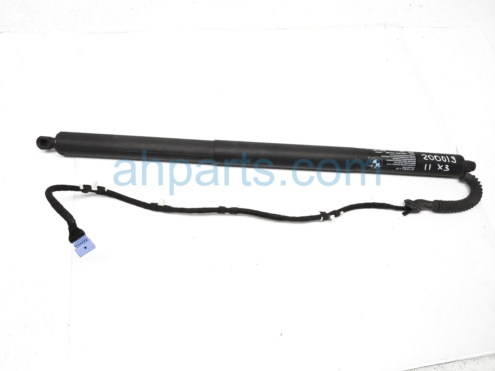 $90 BMW RH TAILGATE ELECTRIC STRUT $90 BMW RH TAILGATE ELECTRIC STRUT