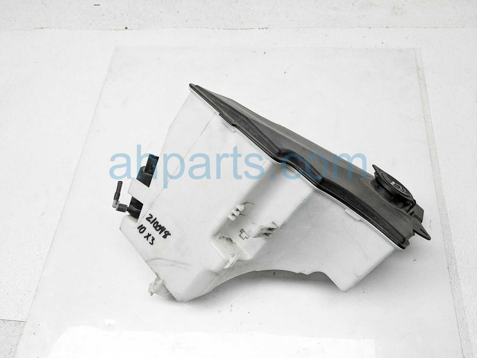 Sold 2010 BMW X3 Windshield Washer Reservoir Tank 61663403211,