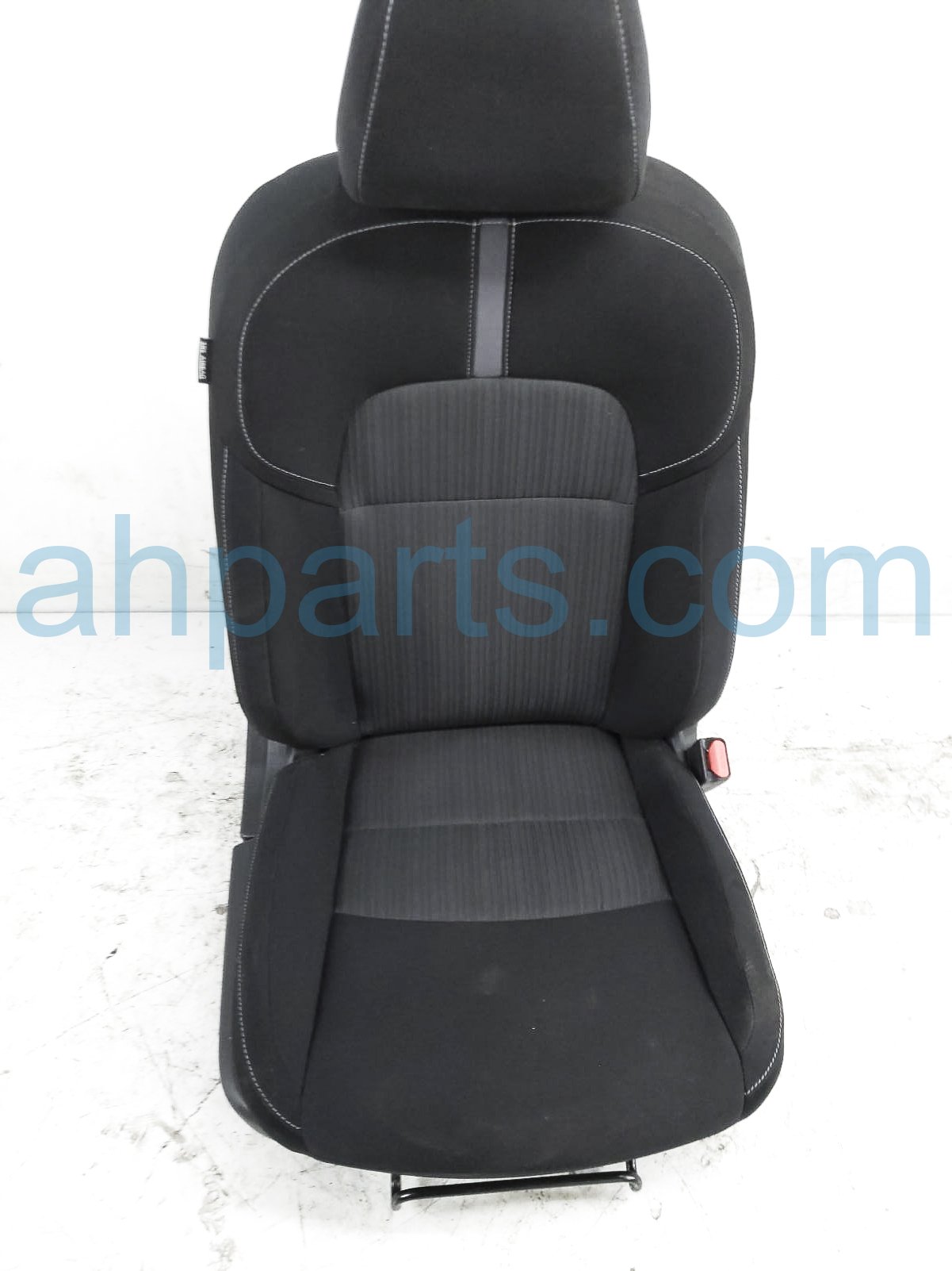 $149 Nissan FR/RH SEAT - BLACK - W/ AIRBAG $149 Nissan FR/RH SEAT - BLACK - W/ AIRBAG