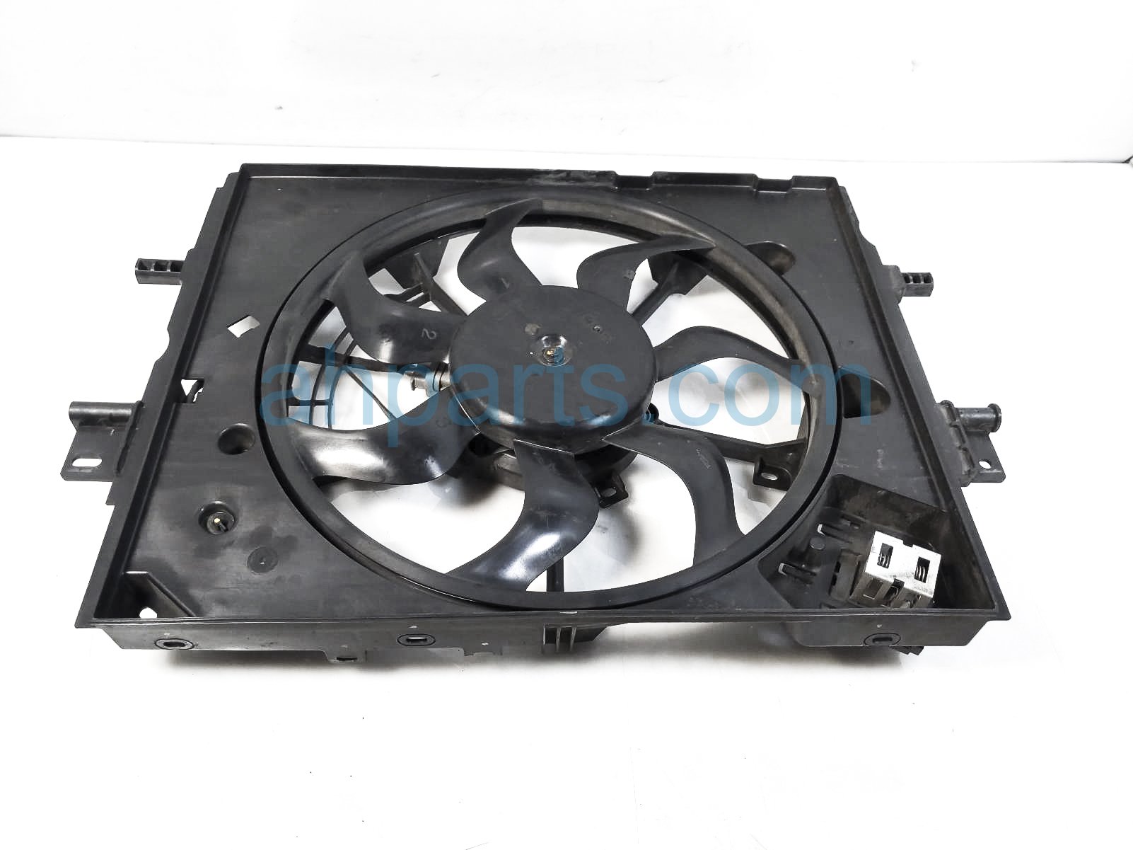 $125 Nissan RADIATOR FAN ASSEMBLY $125 Nissan RADIATOR FAN ASSEMBLY
