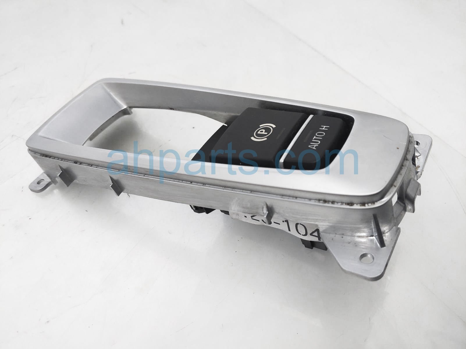 Sold 2016 BMW X5 Parking Brake Switch Assy 61316822520,