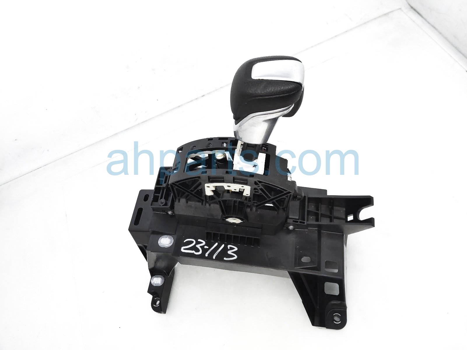 Sold 2020 Nissan Sentra A/t Gear Selector Shifter Assy 34901-6LE0A,