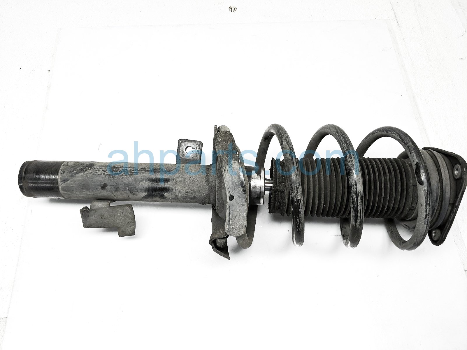 $45 Volvo FR/RH STRUT + SPRING $45 Volvo FR/RH STRUT + SPRING