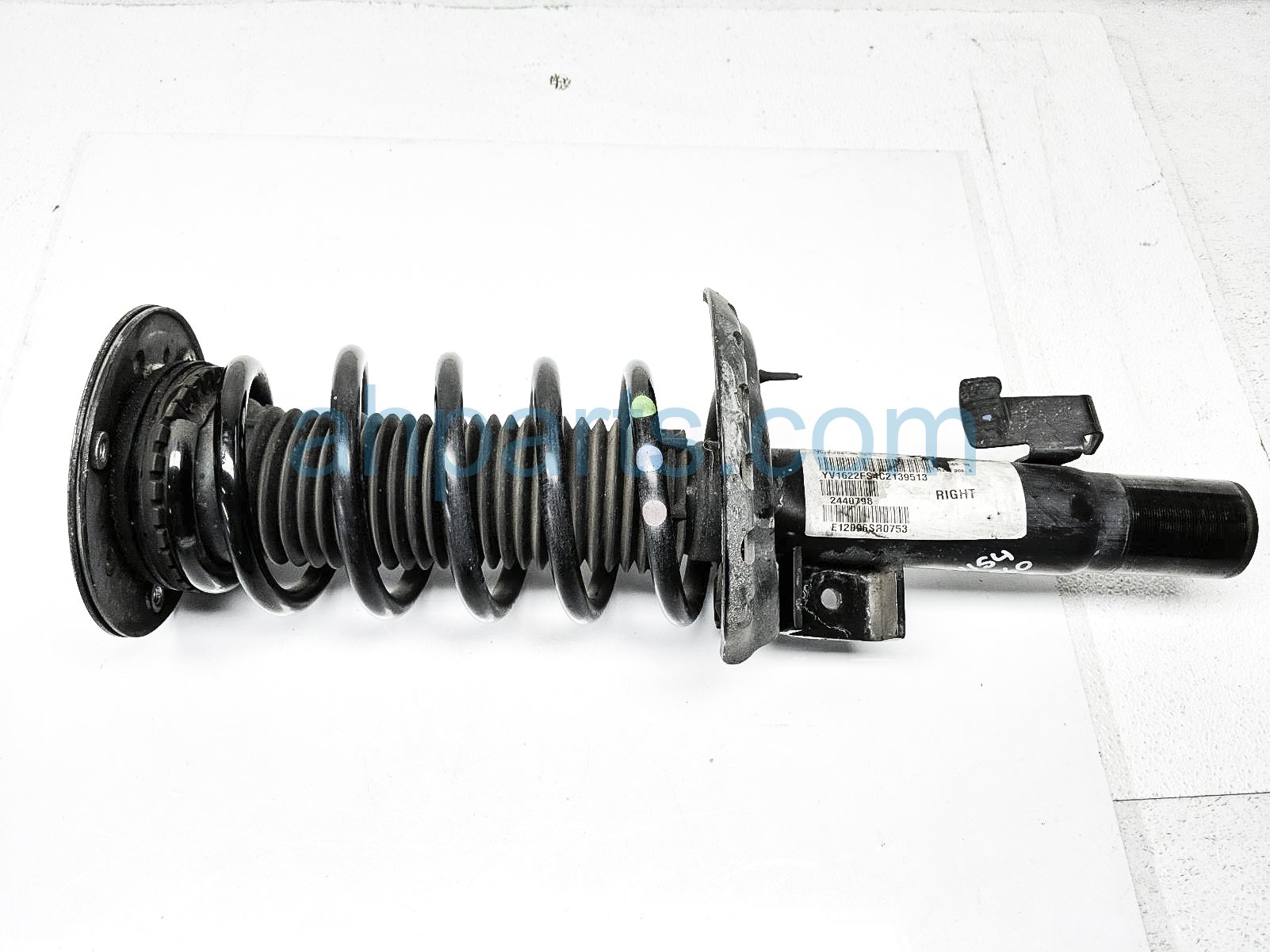 $60 Volvo FR/RH STRUT + SPRING $60 Volvo FR/RH STRUT + SPRING