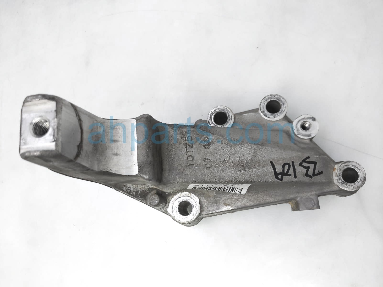 $15 Honda REAR ENGINE MOUNT BRACKET $15 Honda REAR ENGINE MOUNT BRACKET