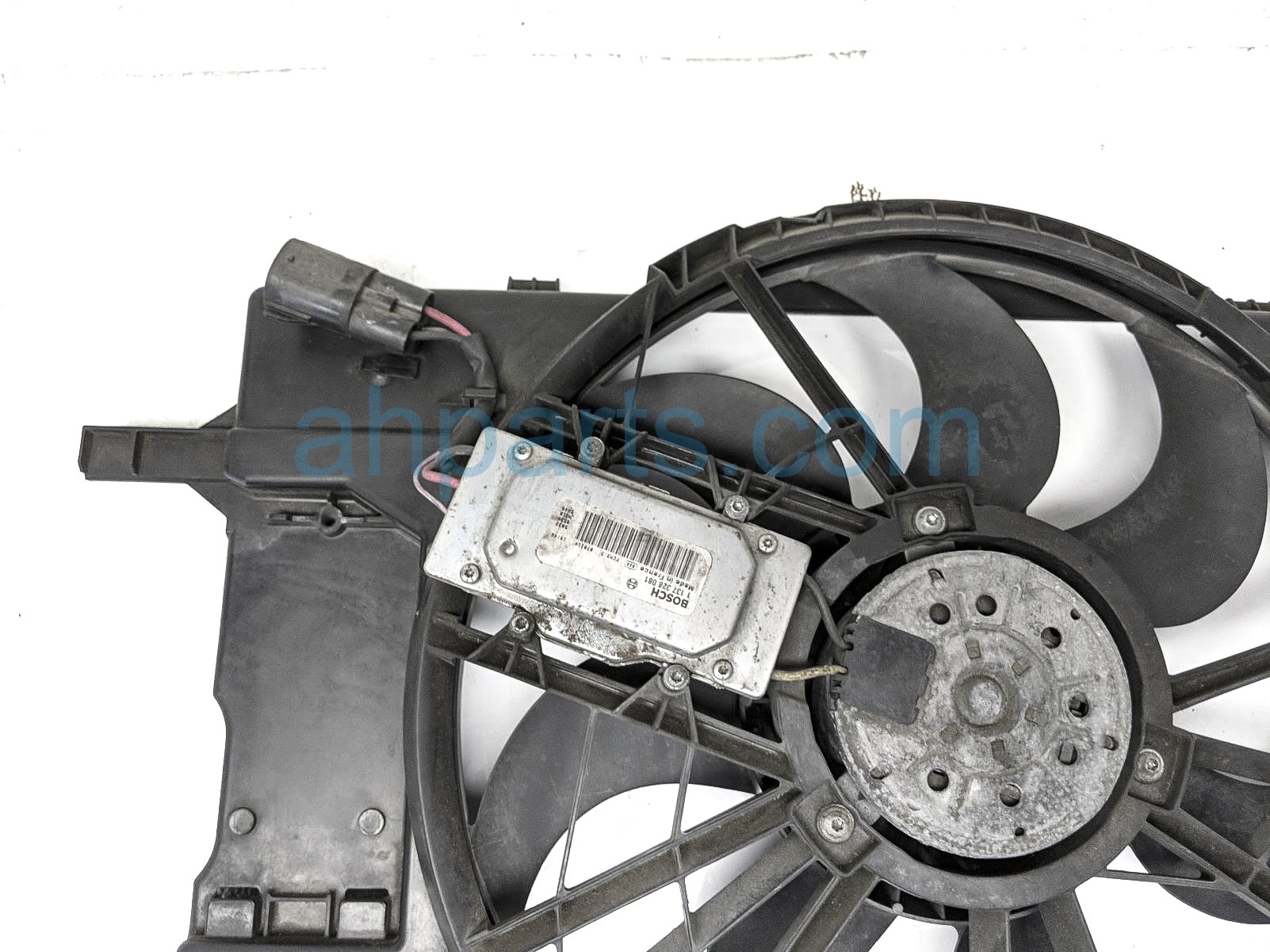 Sold 2007 Volvo C70 Radiator Cooling Fan Assy 31261988 Replacement Sold 2007 Volvo C70 Radiator Cooling Fan Assy 31261988 Replacement thumbnail