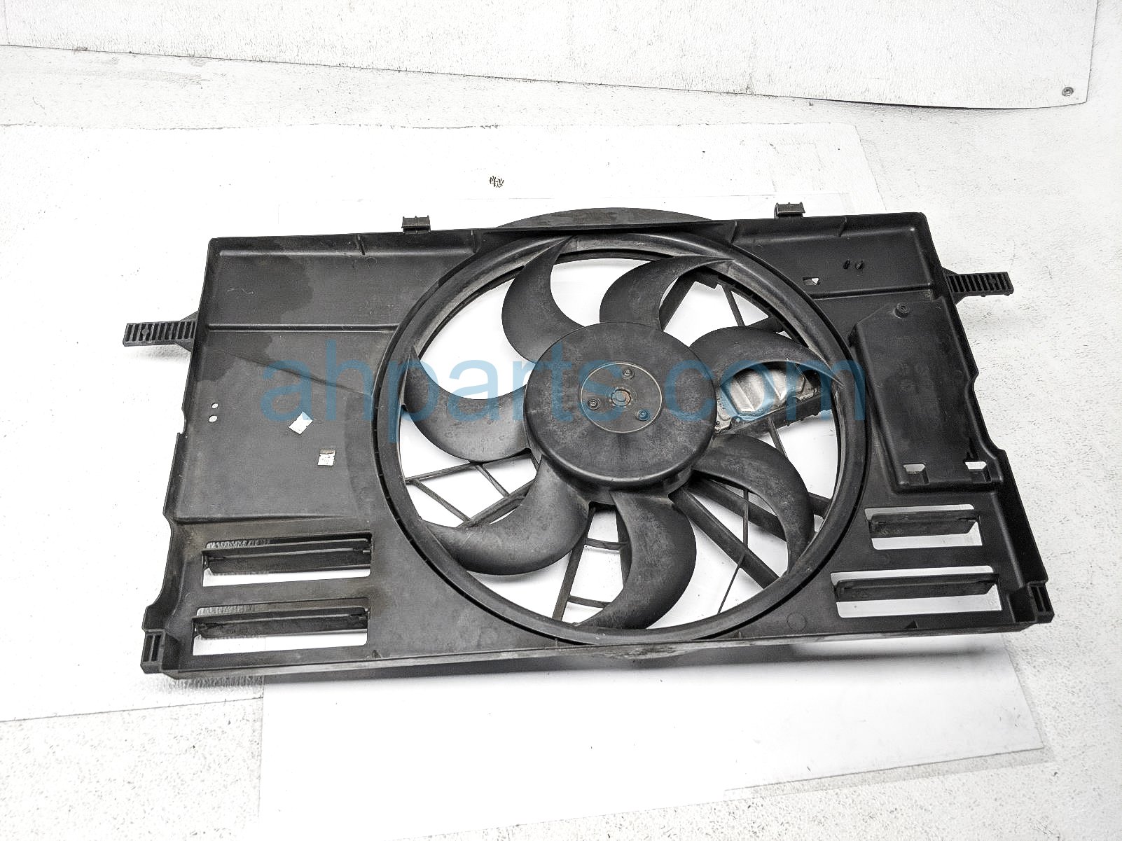 Sold 2007 Volvo C70 Radiator Cooling Fan Assy 31261988 Replacement Sold 2007 Volvo C70 Radiator Cooling Fan Assy 31261988 Replacement thumbnail