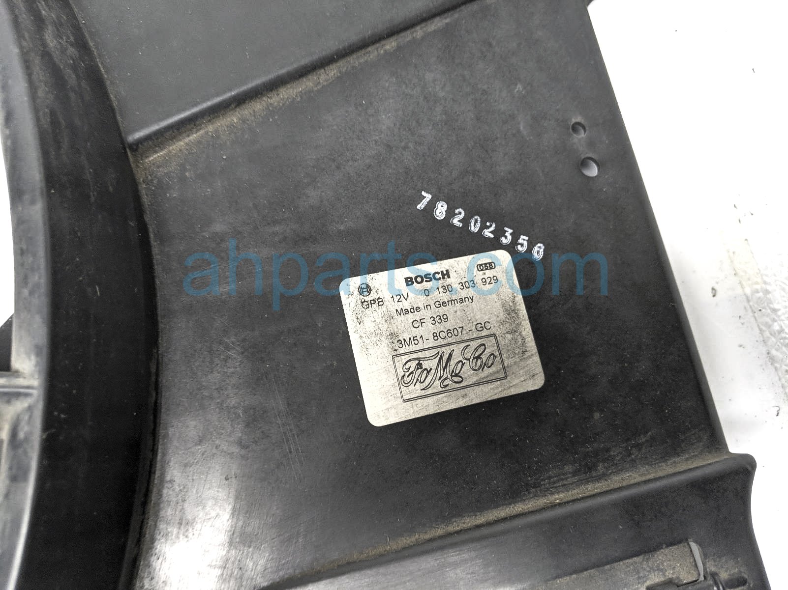 Sold 2007 Volvo C70 Radiator Cooling Fan Assy 31261988 Replacement Sold 2007 Volvo C70 Radiator Cooling Fan Assy 31261988 Replacement thumbnail