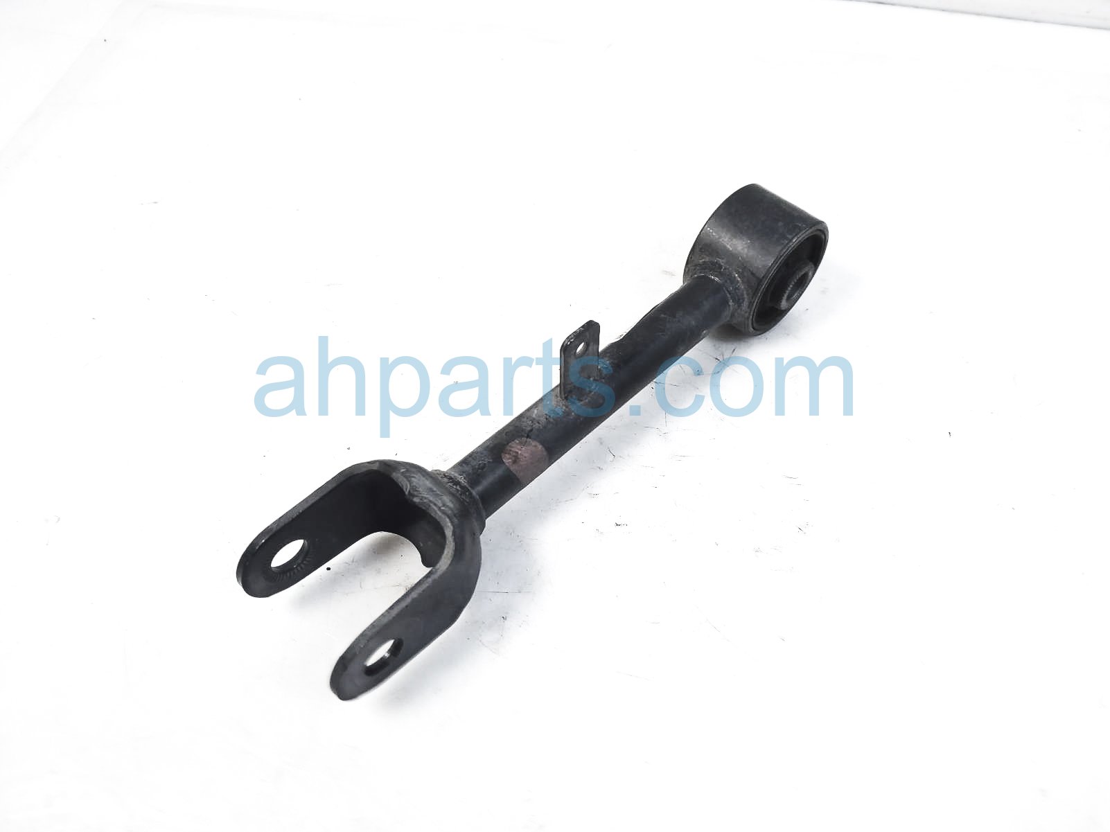 $45 Lexus RR/RH FORWARD UPPER CONTROL ARM $45 Lexus RR/RH FORWARD UPPER CONTROL ARM