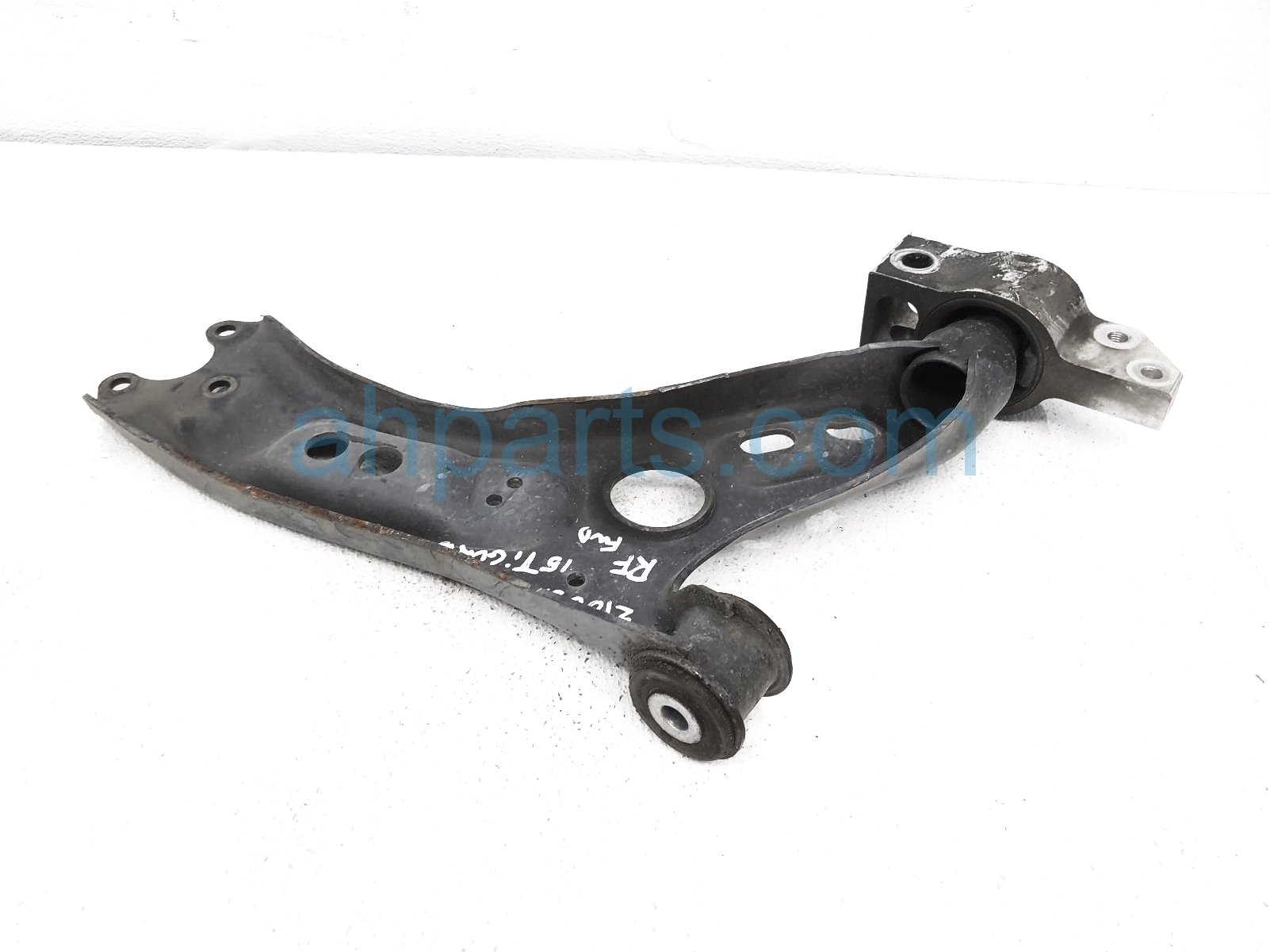$70 Volkswagen FR/RH LOWER CONTROL ARM $70 Volkswagen FR/RH LOWER CONTROL ARM