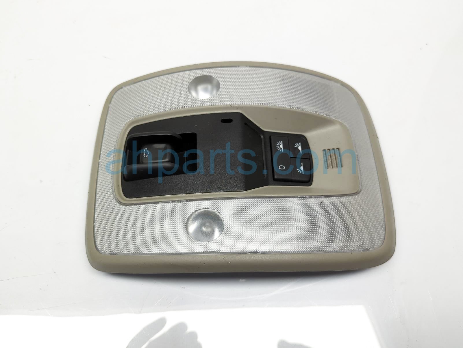 $25 Volvo MAP LIGHT / ROOF CONSOLE - GRAY $25 Volvo MAP LIGHT / ROOF CONSOLE - GRAY
