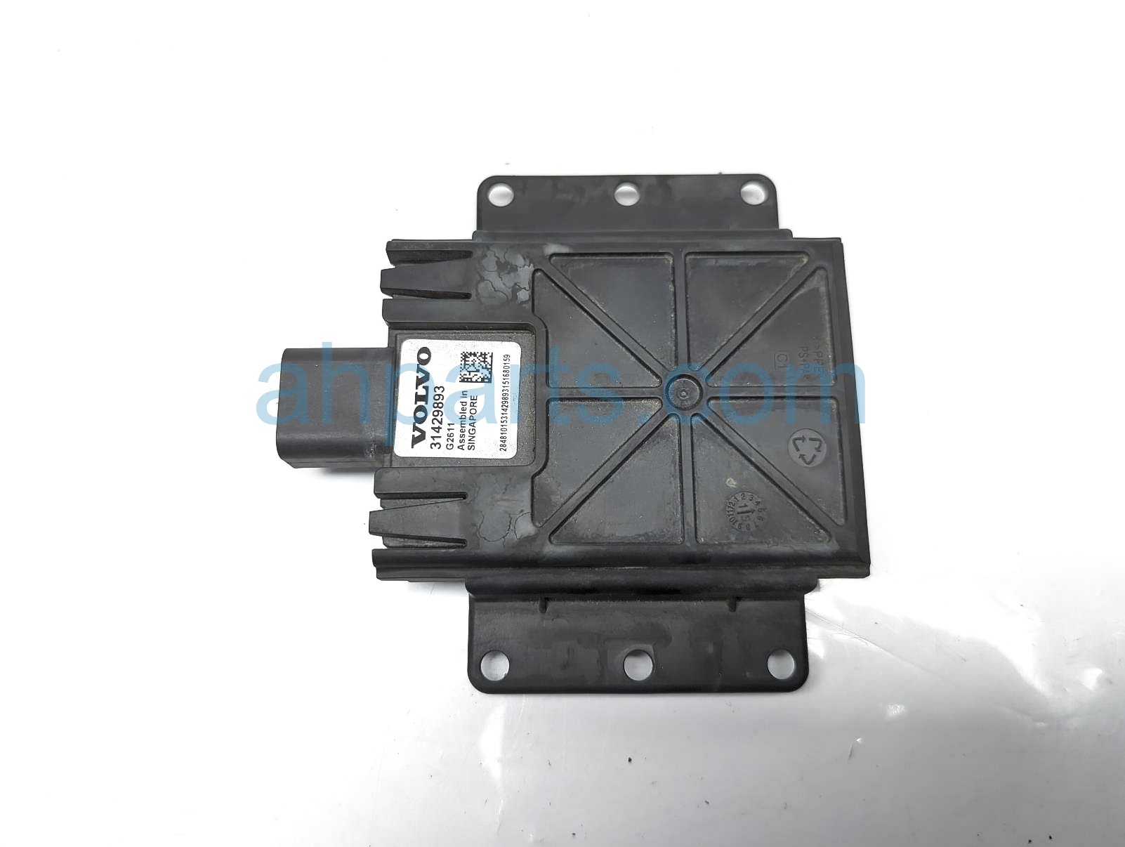 $125 Volvo RR/RH OBJECT SENSOR CONTROL UNIT $125 Volvo RR/RH OBJECT SENSOR CONTROL UNIT