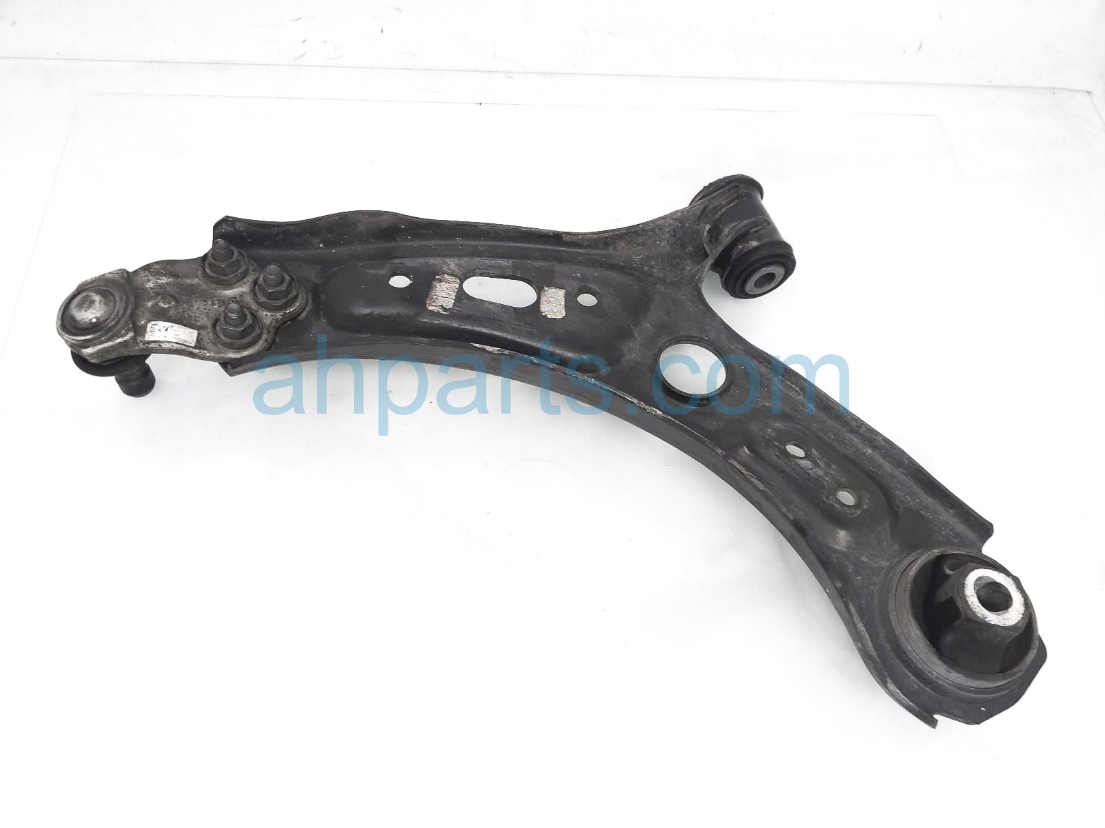 $85 Jeep FR/RH LOWER CONTROL ARM $85 Jeep FR/RH LOWER CONTROL ARM