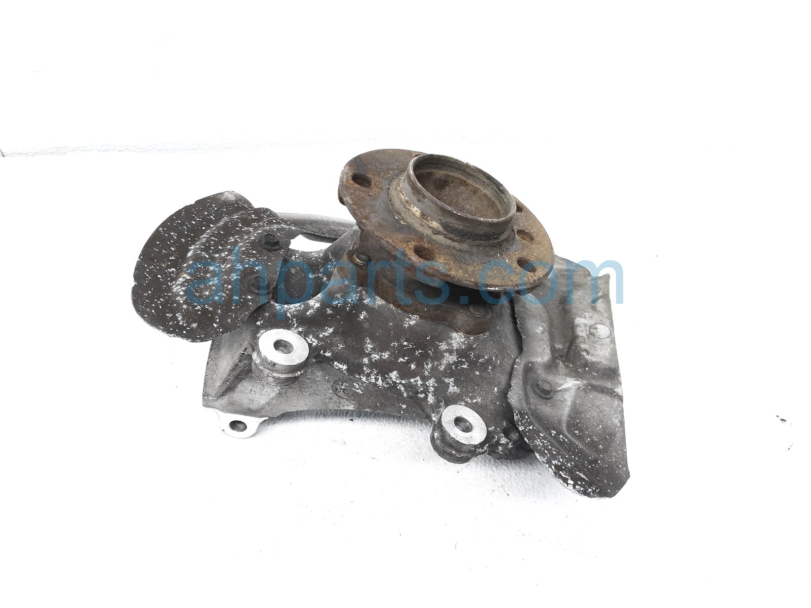 $75 BMW FR/RH SPINDLE KNUCKLE W/HUB $75 BMW FR/RH SPINDLE KNUCKLE W/HUB