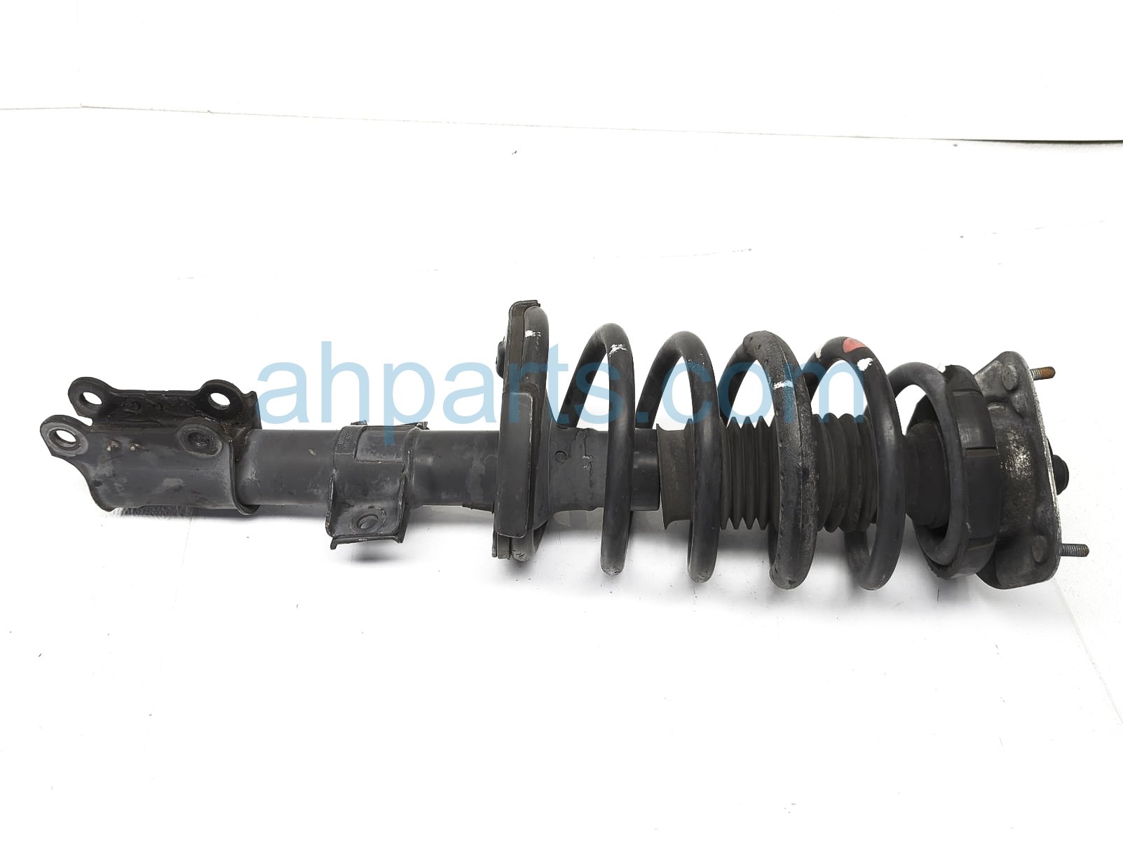 $60 Volvo FR/LH STRUT W/SPRING ASSY $60 Volvo FR/LH STRUT W/SPRING ASSY