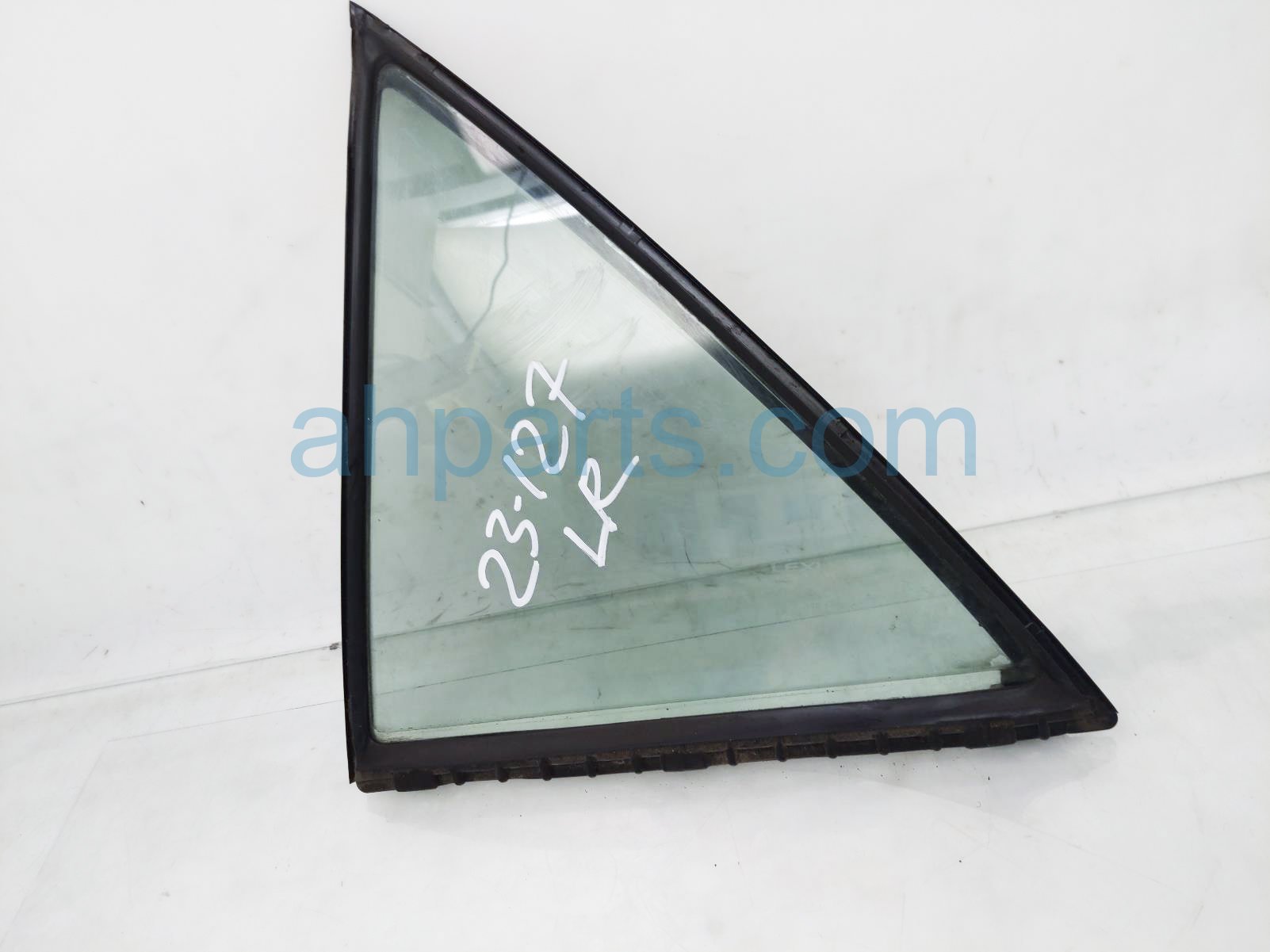 $35 Lexus RR/LH VENT GLASS WINDOW $35 Lexus RR/LH VENT GLASS WINDOW