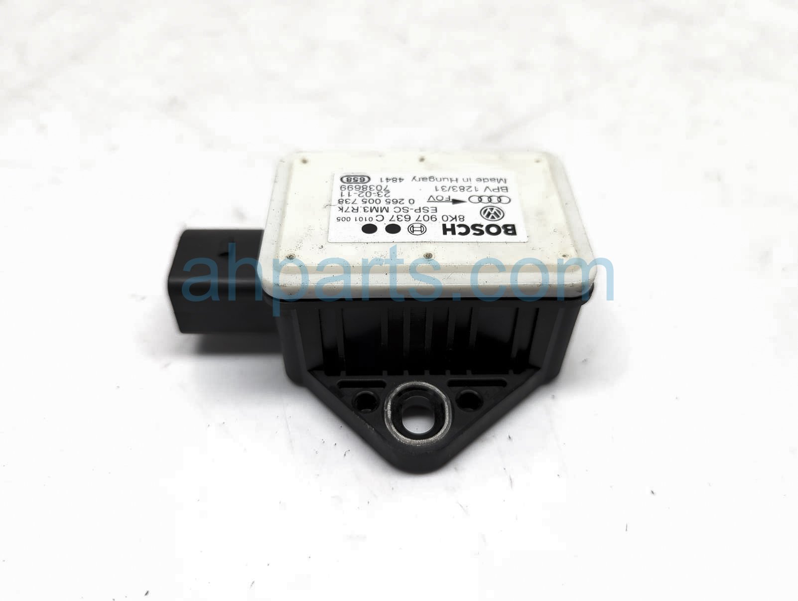$20 Audi YAW RATE SENSOR $20 Audi YAW RATE SENSOR