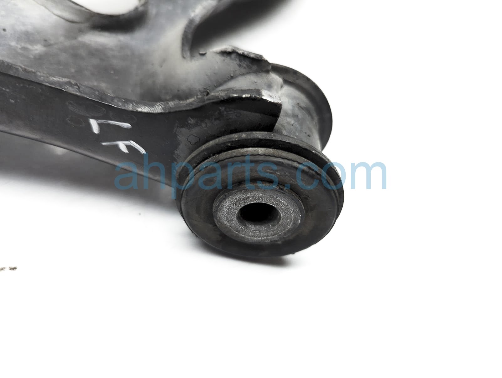 Sold 2015 Volkswagen Passat Front Driver Lower Control Arm 561-407-151-C,