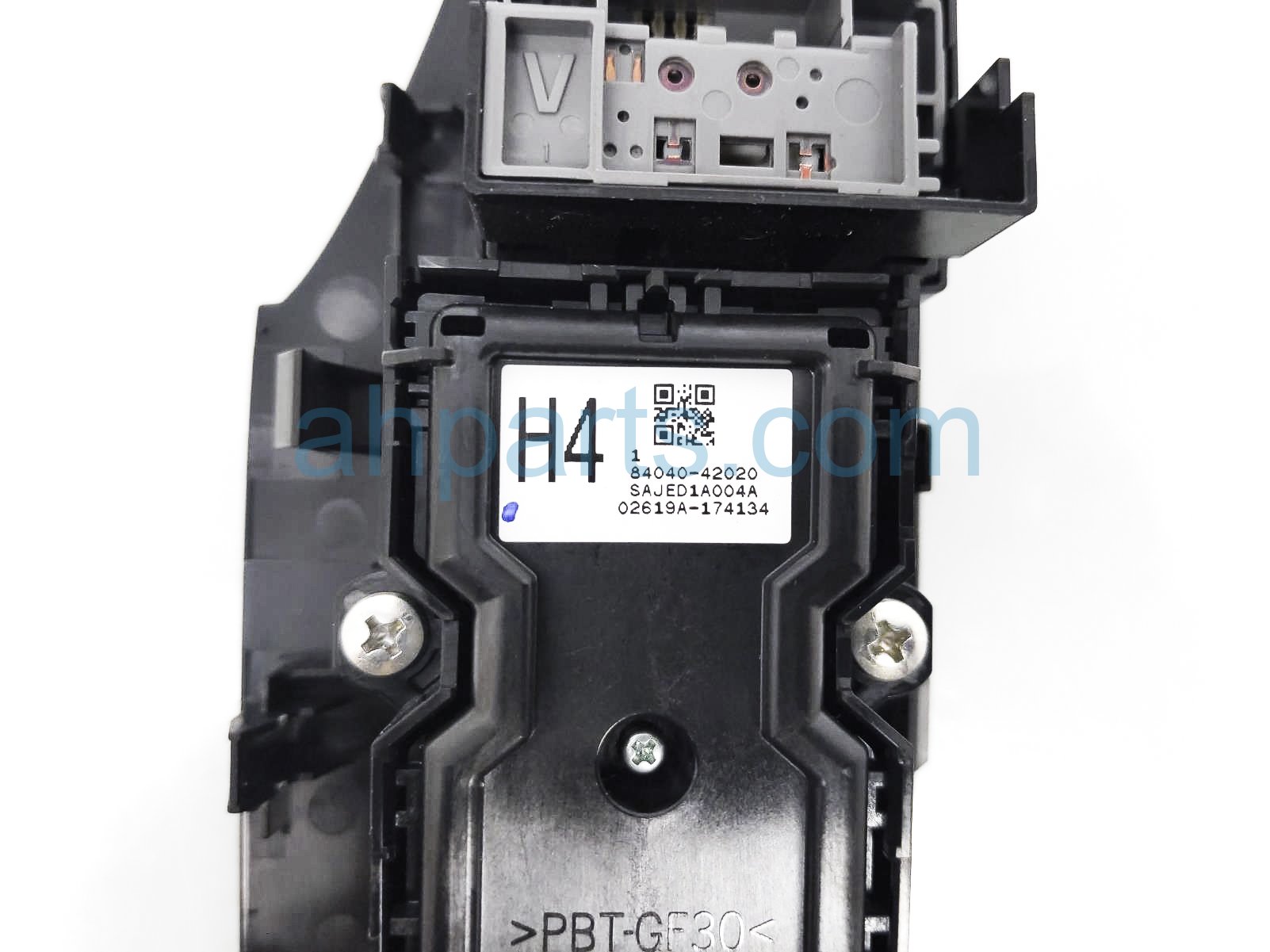 Sold 2019 Toyota Rav 4 Power / Master Window Control Switch 84040