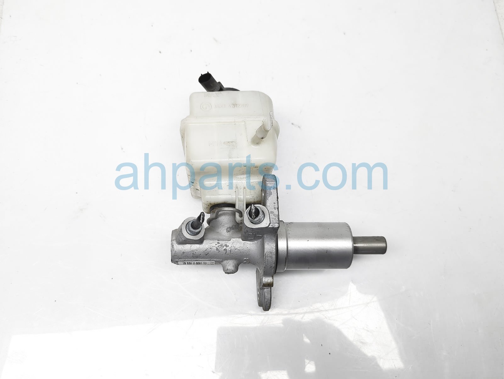 $40 BMW BRAKE MASTER CYLINDER $40 BMW BRAKE MASTER CYLINDER