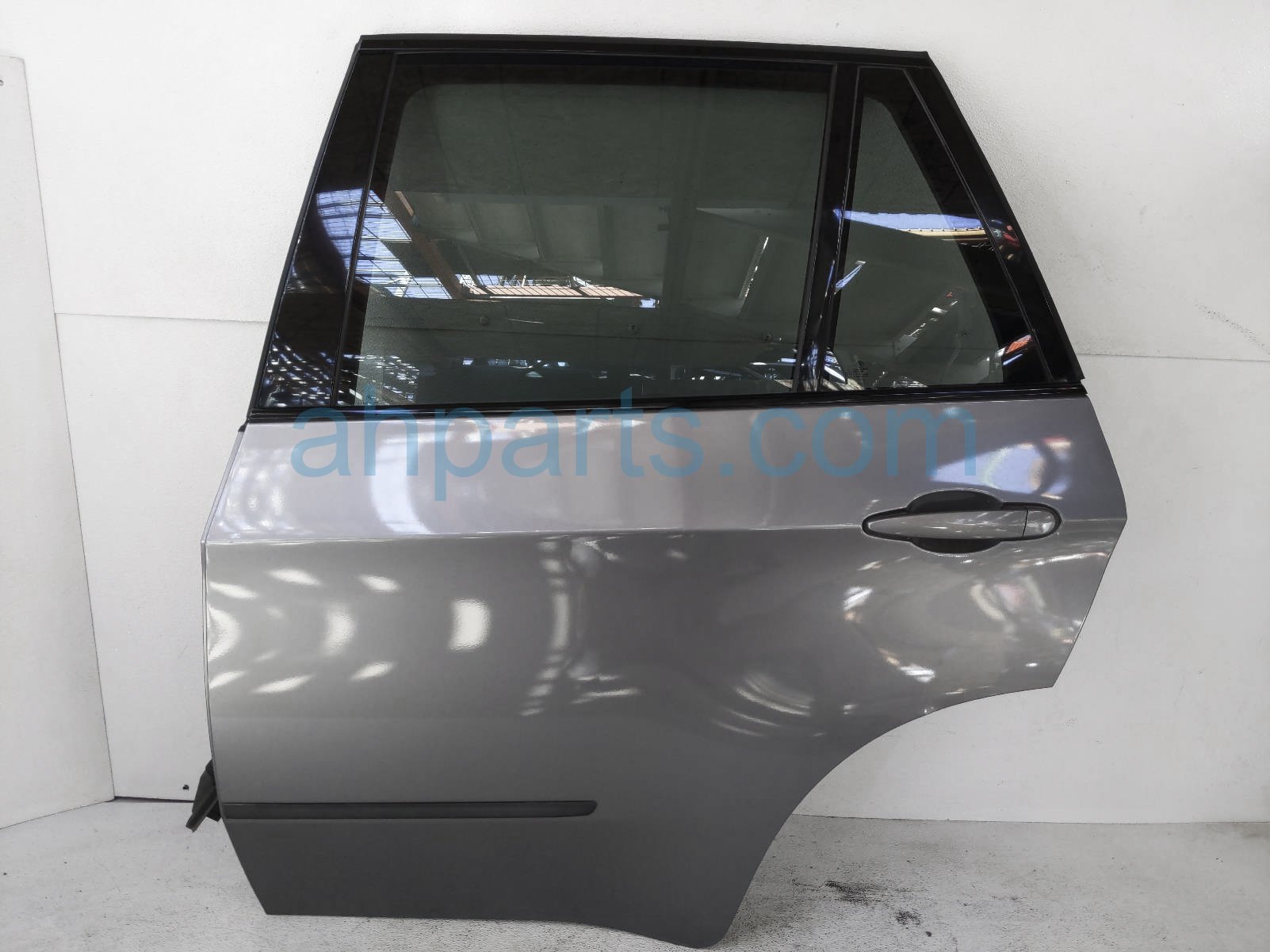 $249 BMW RR/LH DOOR DOOR ASSY- GREY - NO TRIM $249 BMW RR/LH DOOR DOOR ASSY- GREY - NO TRIM