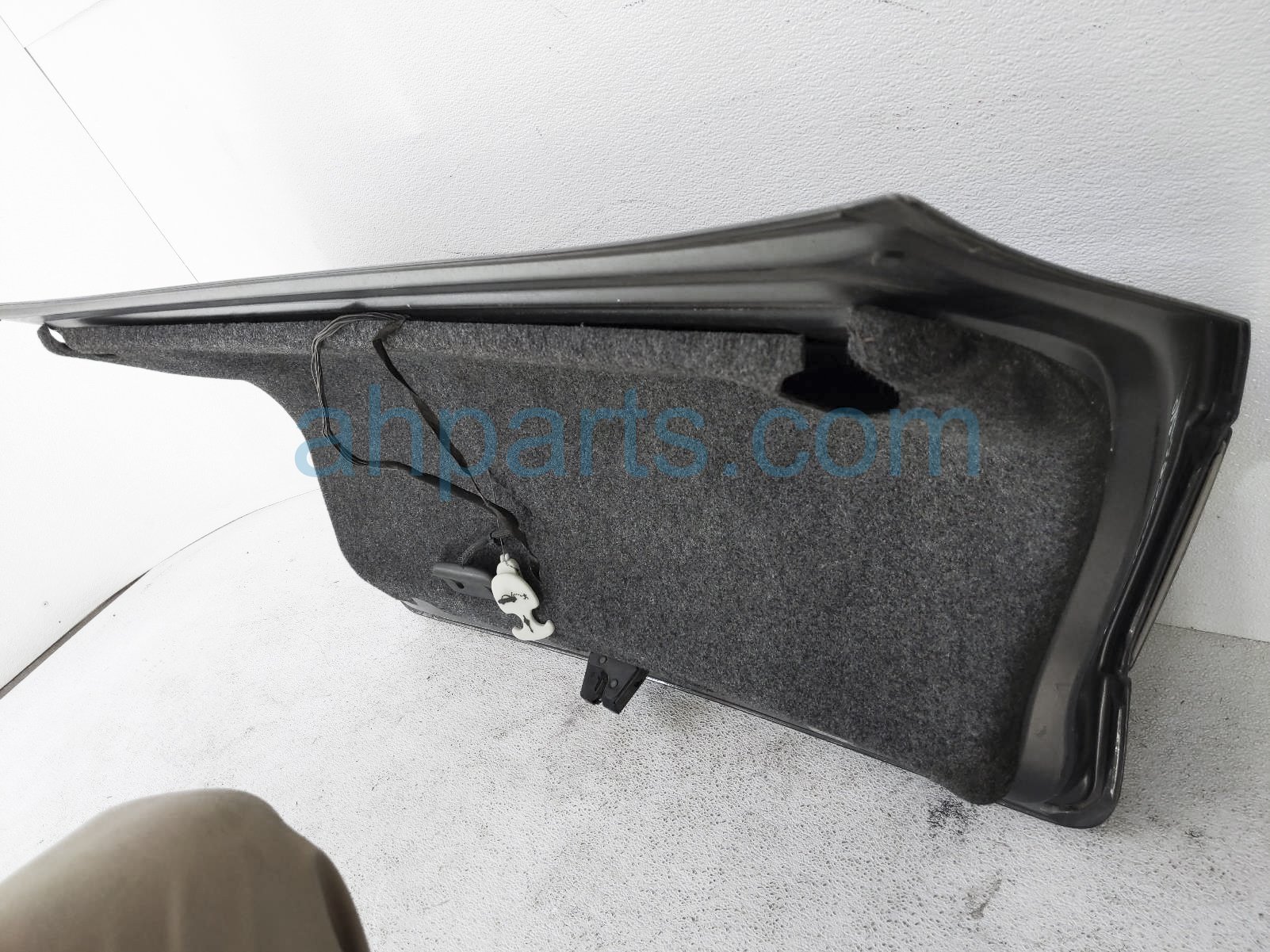 2009 Saab 9 3 Trunk Decklid Tailgate Grey 12771536 Replacement 2009 Saab 9 3 Trunk Decklid Tailgate Grey 12771536 Replacement thumbnail