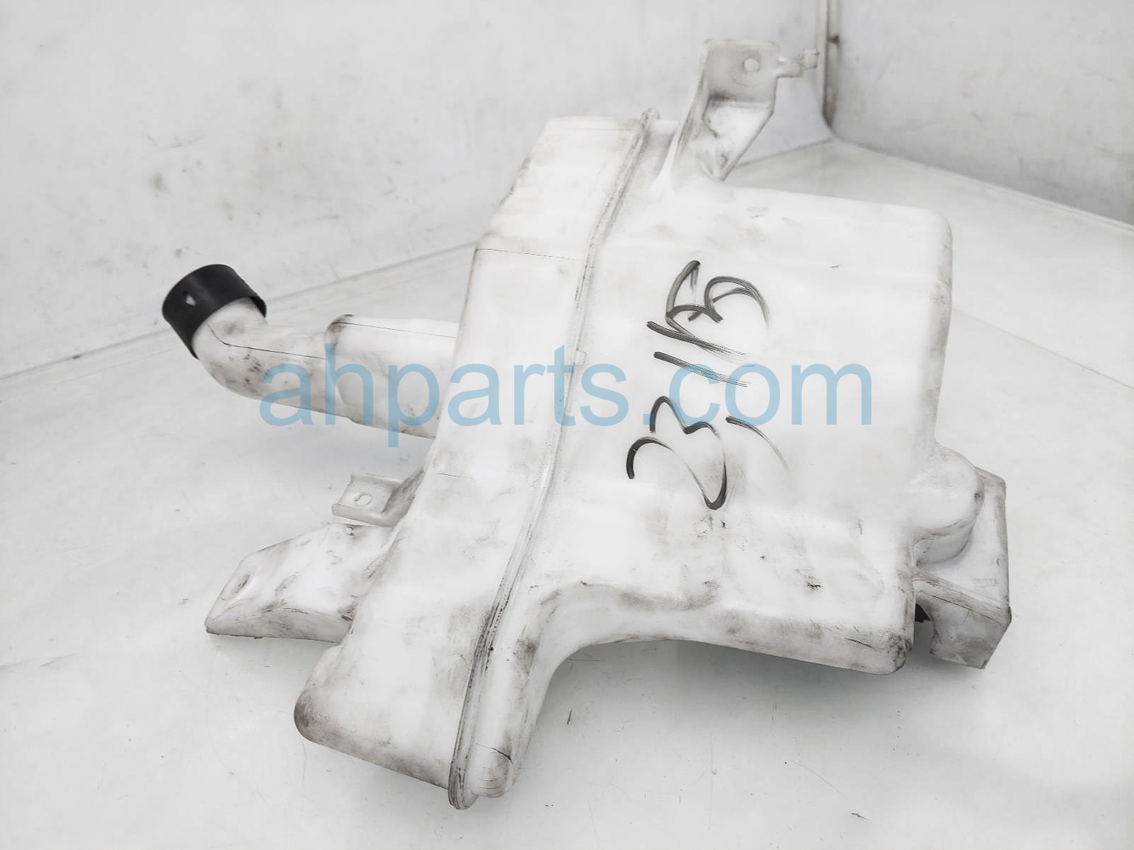 $35 Honda WINDSHIELD RESERVOIR TANK $35 Honda WINDSHIELD RESERVOIR TANK